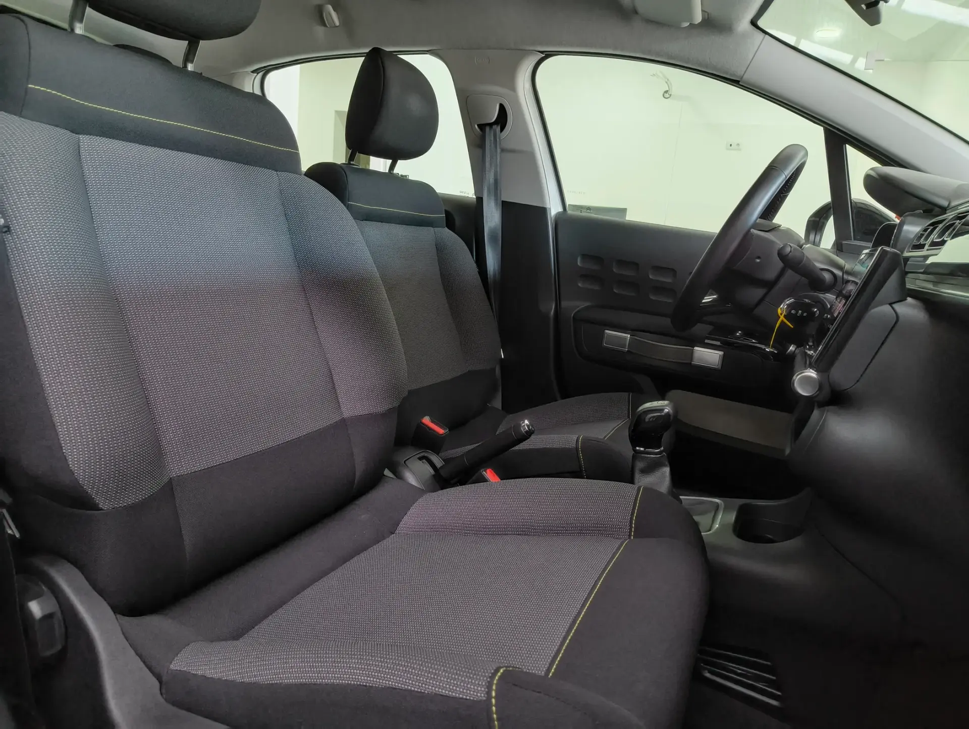 Citroën C3 1.2 PureTech Shine 15