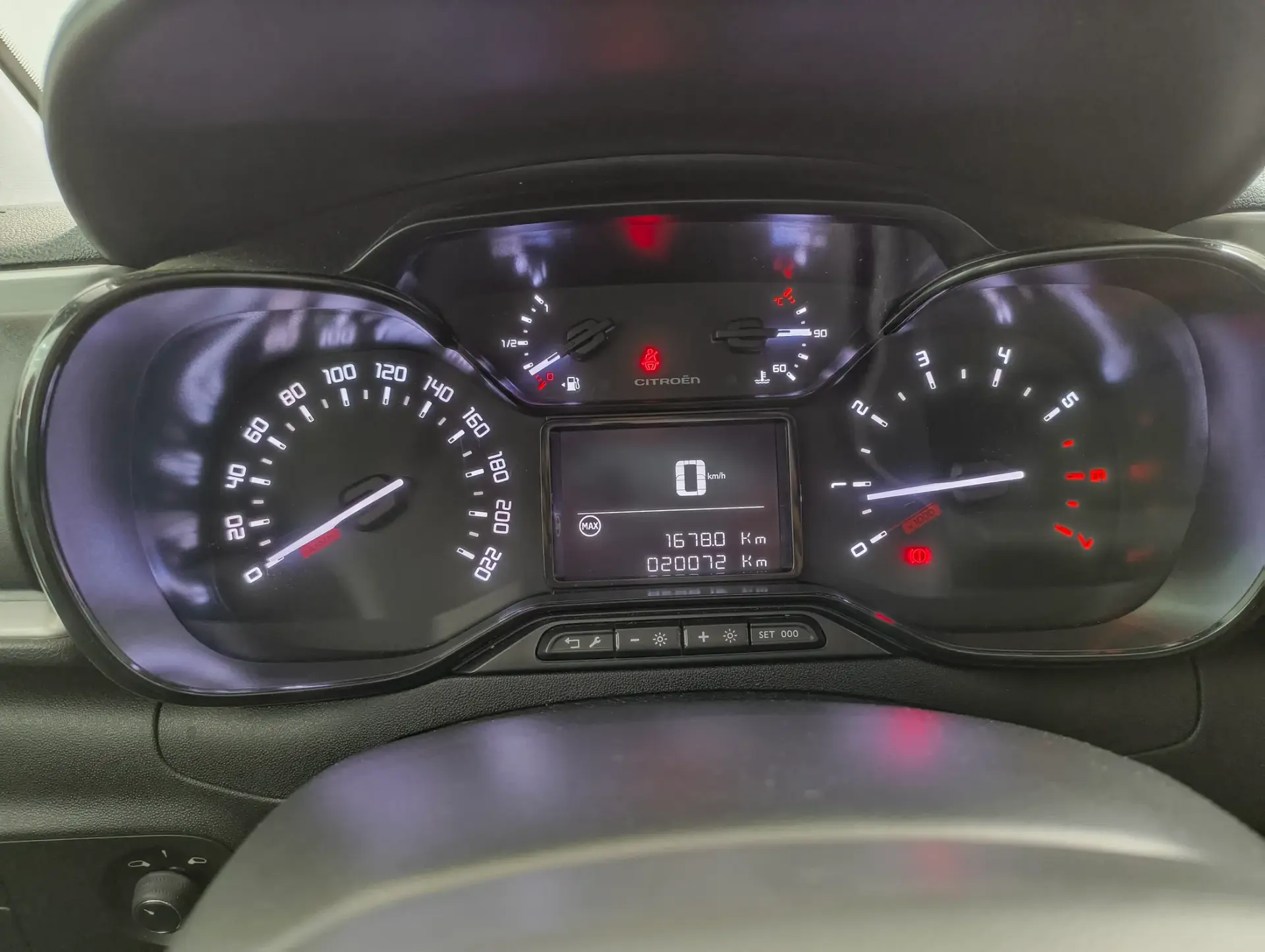 Citroën C3 1.2 PureTech Shine 21