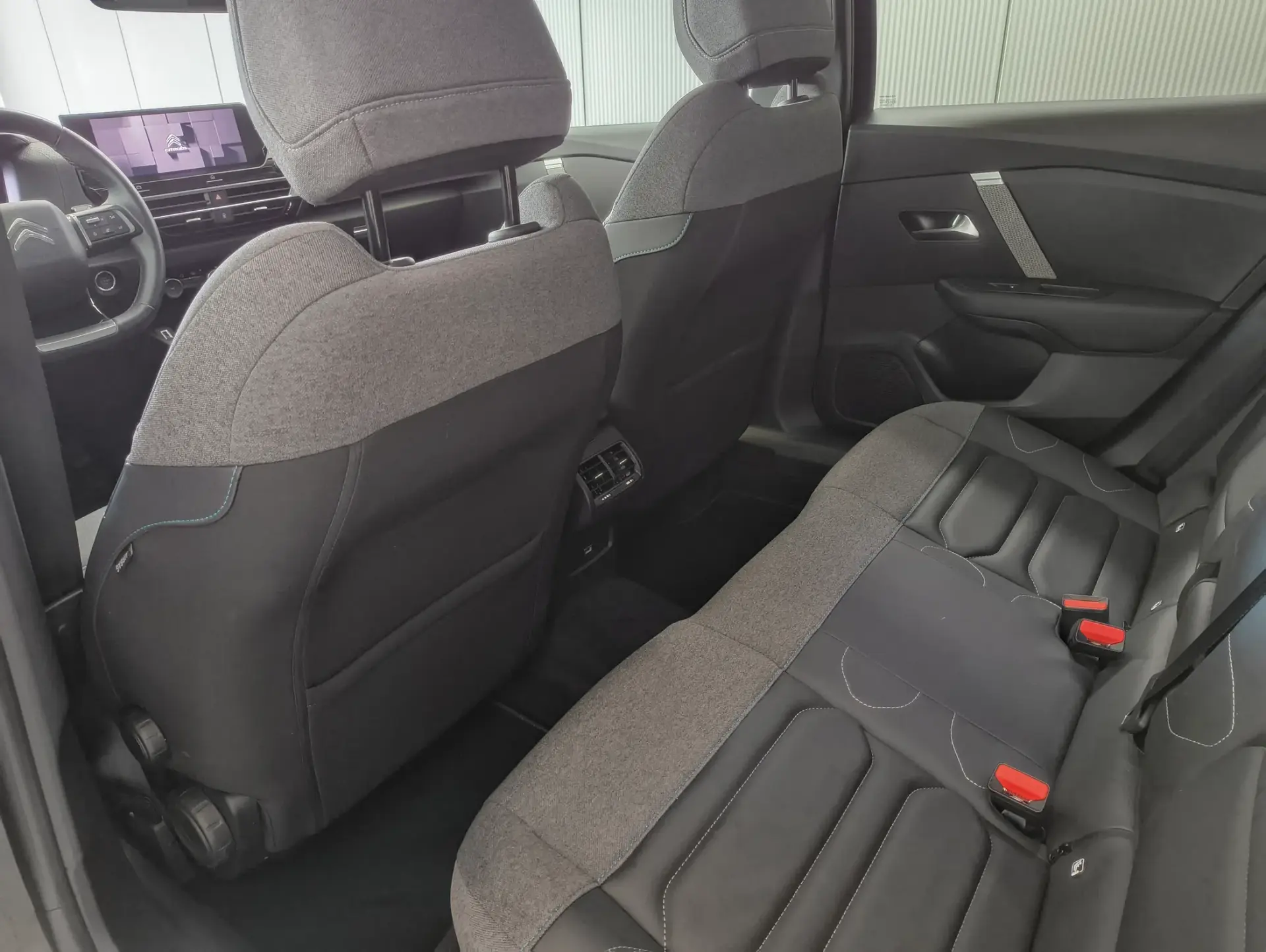 Citroën C4 Aircross 1.2 PureTech Shine EAT8 17