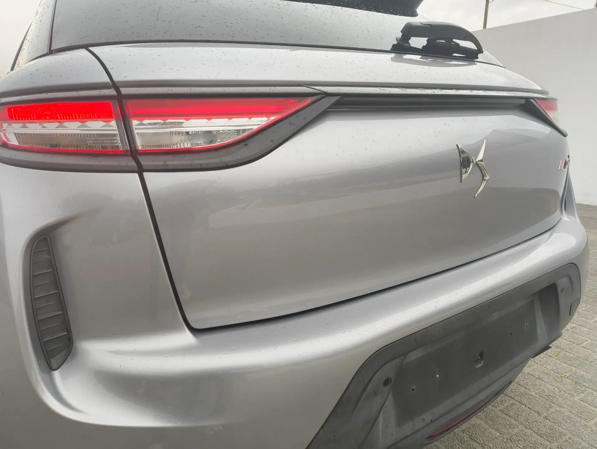 DS DS3 1.2 PureTech Performance Line 12