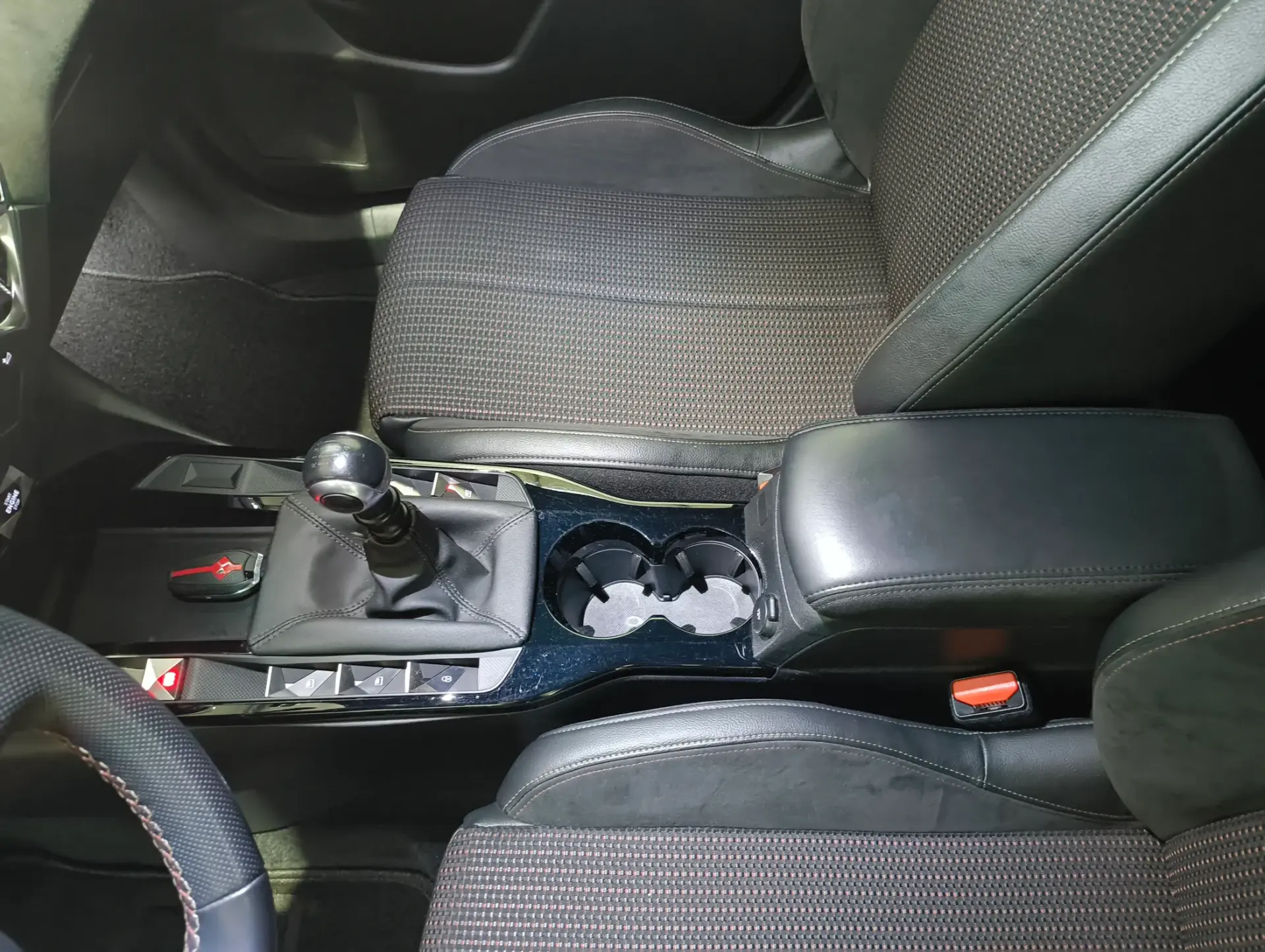 DS DS3 1.2 PureTech Performance Line 19