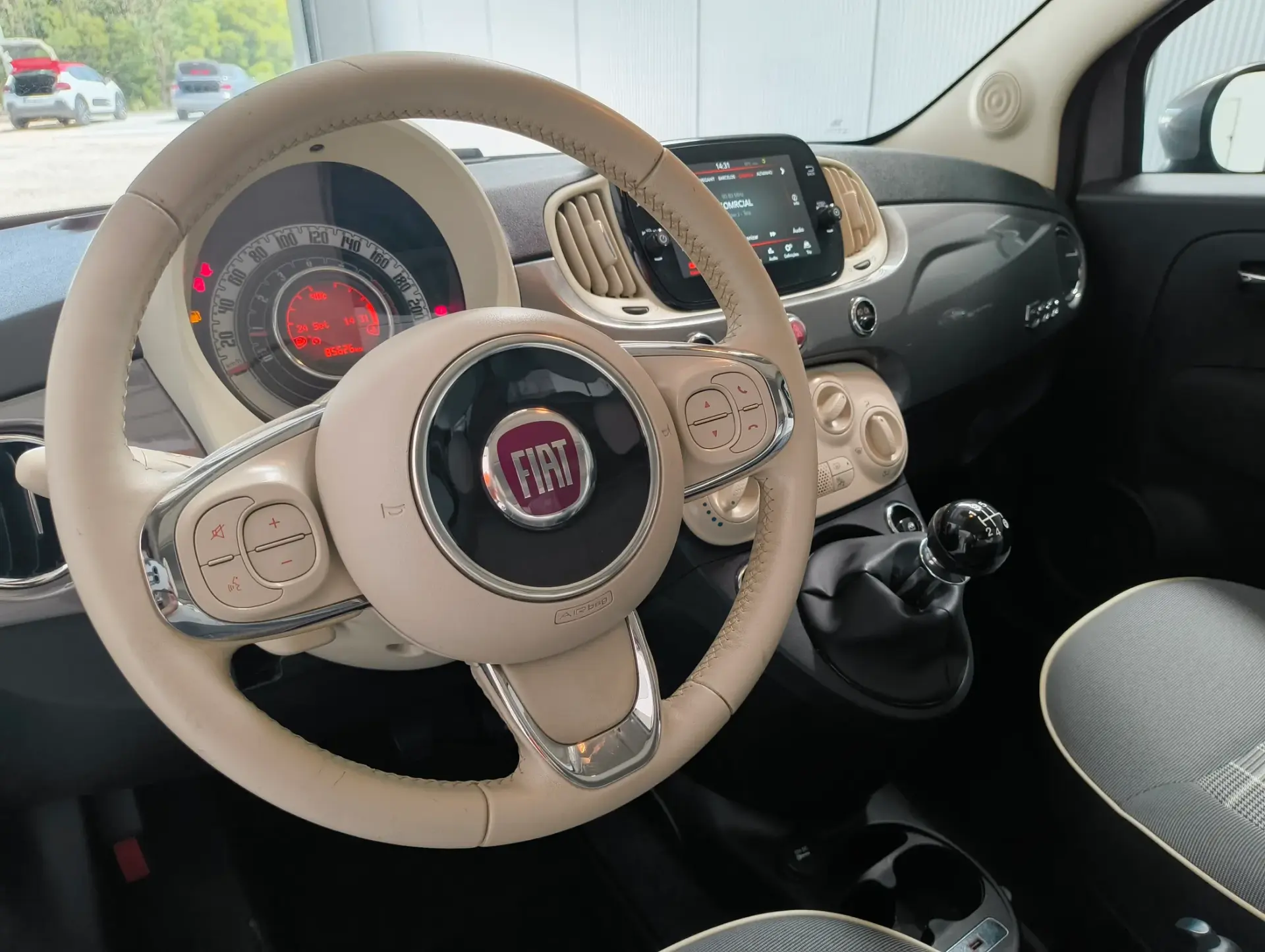 Fiat 500 1.2 Lounge S&S 9