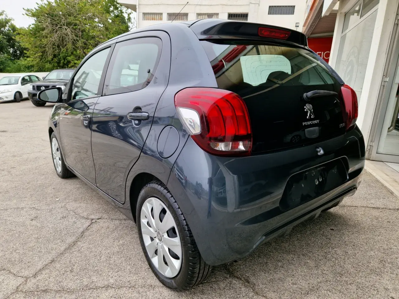 Peugeot 108 1.2 PureTech Allure 3