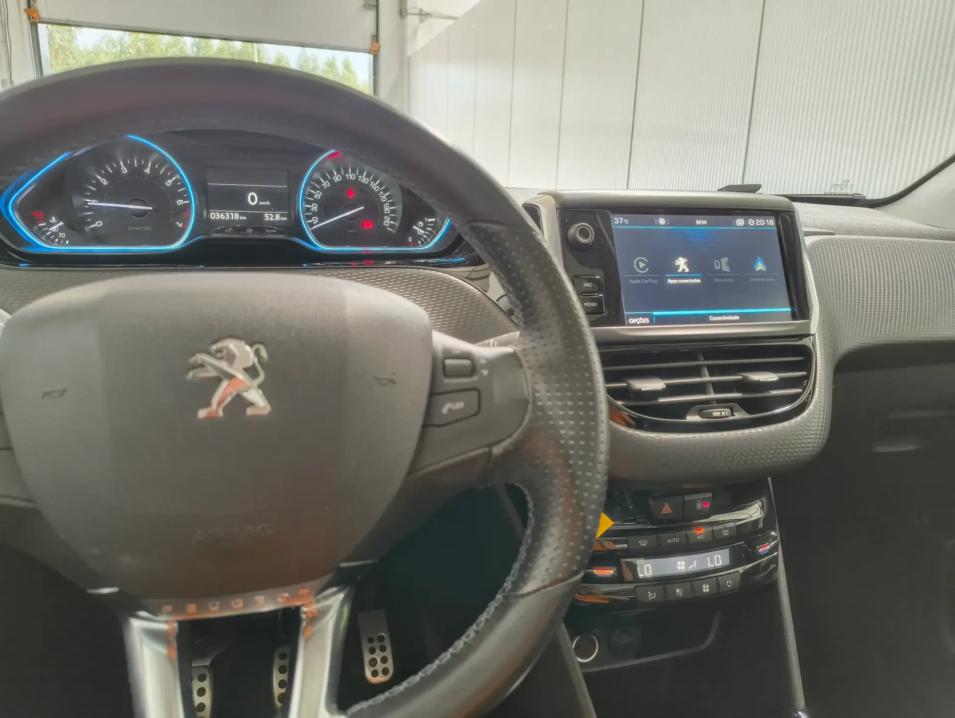 Peugeot 2008 PureTech 110 Stop&Start Crossway 10