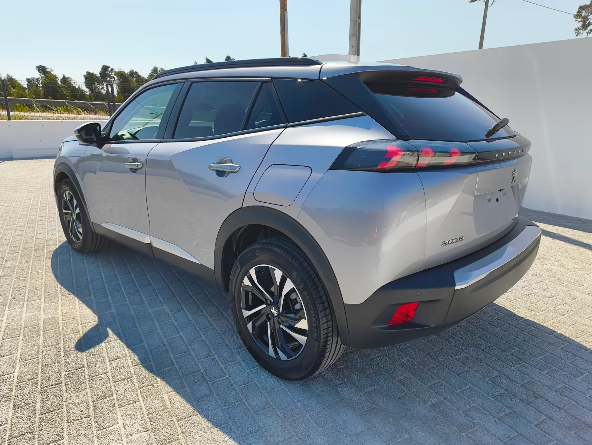 Peugeot 2008 1.2 PureTech Allure 7