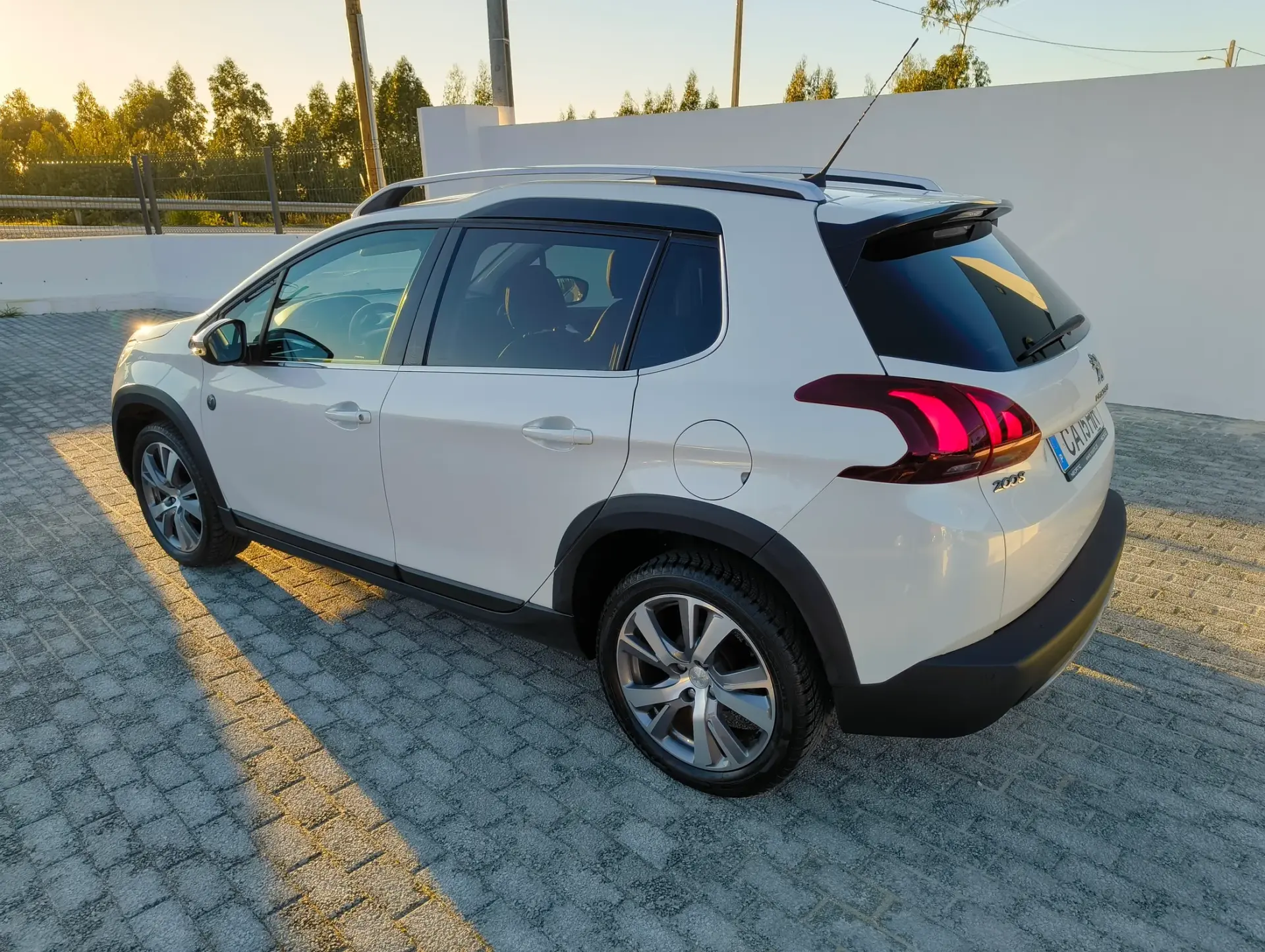 Peugeot 2008 1.2 PureTech Crossway 7