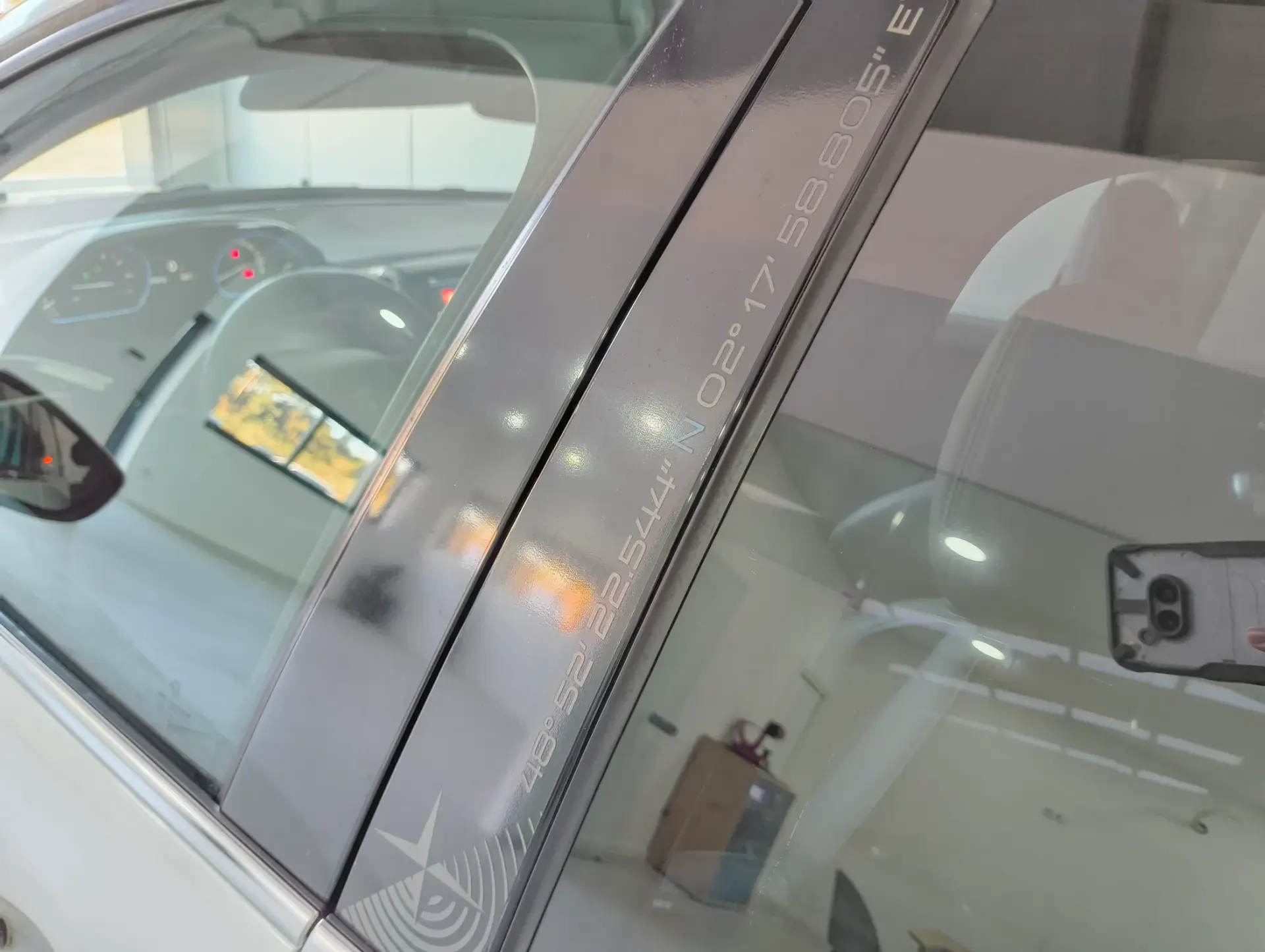 Peugeot 2008 1.2 PureTech Crossway 11