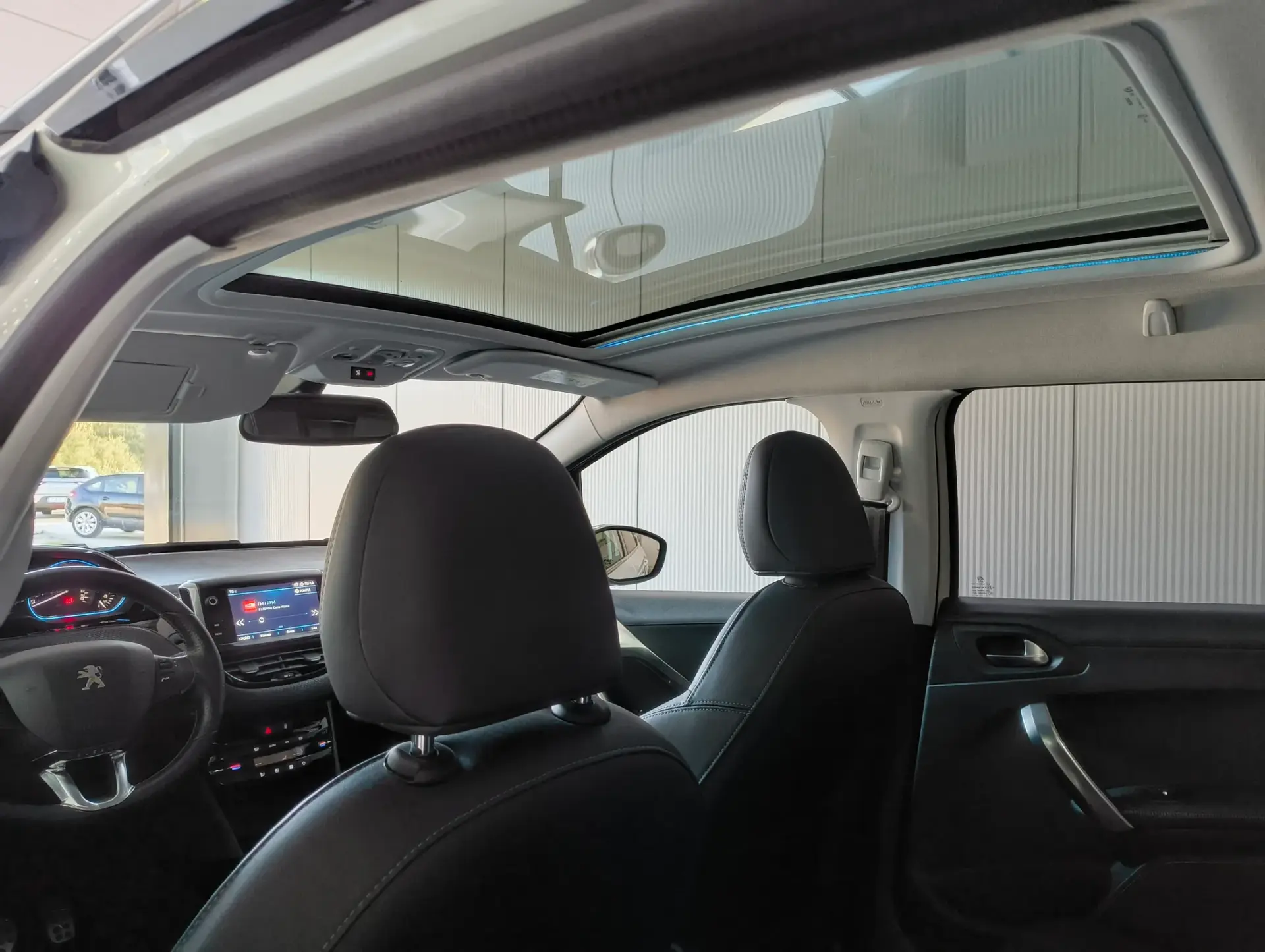 Peugeot 2008 1.2 PureTech Crossway 20