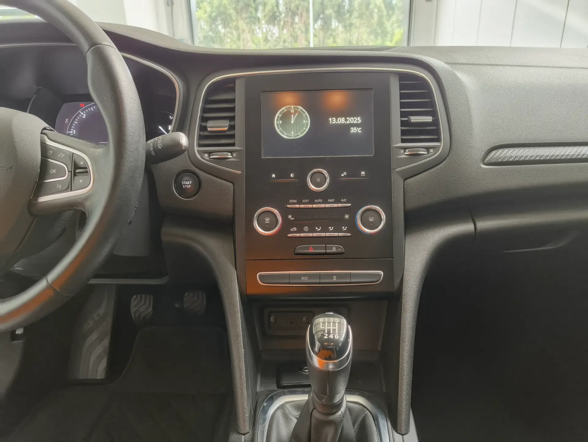 Renault Mégane 1.5 Blue dCi Limited 13