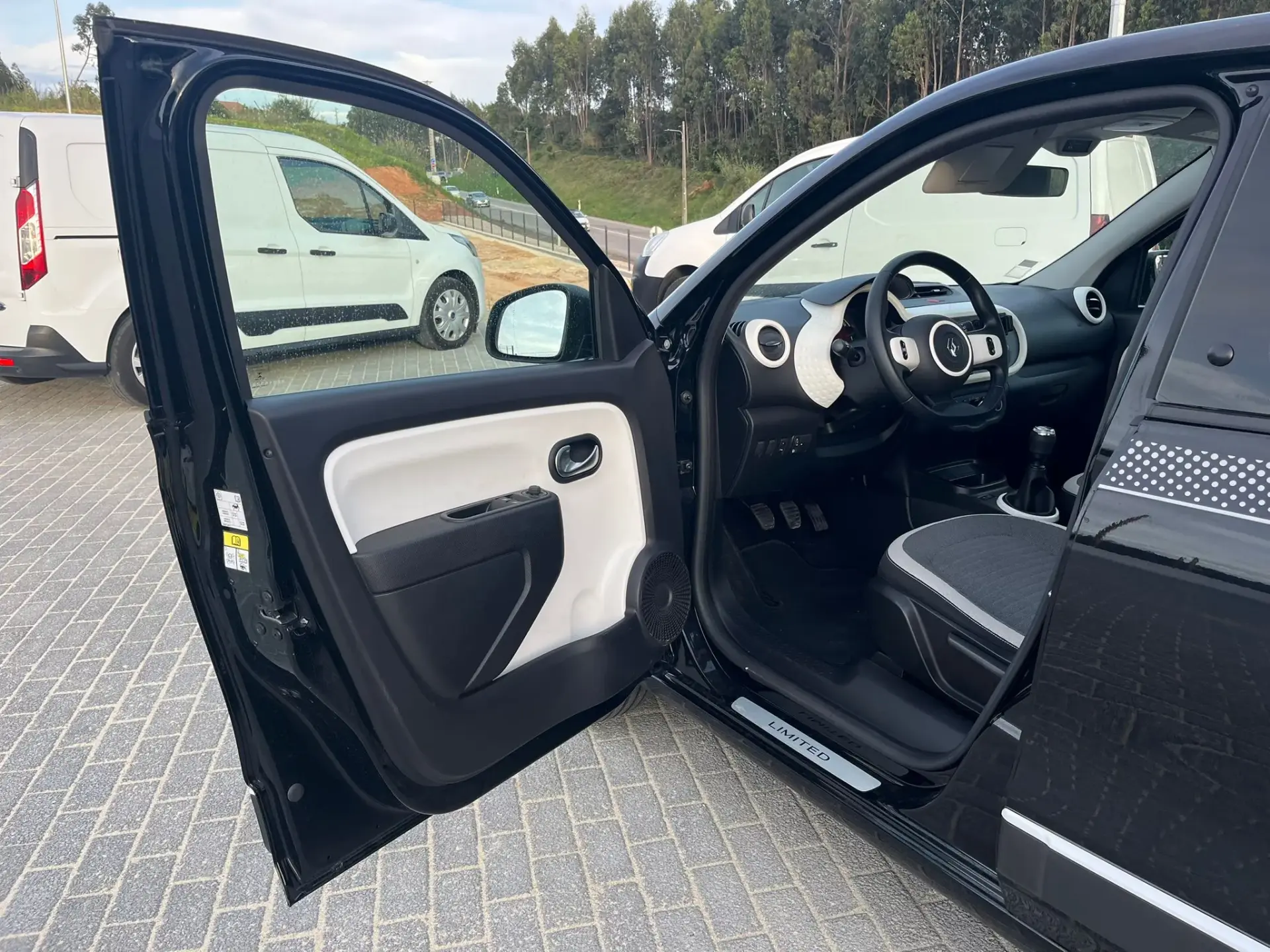 Renault Twingo 1.0 SCe Intens 12