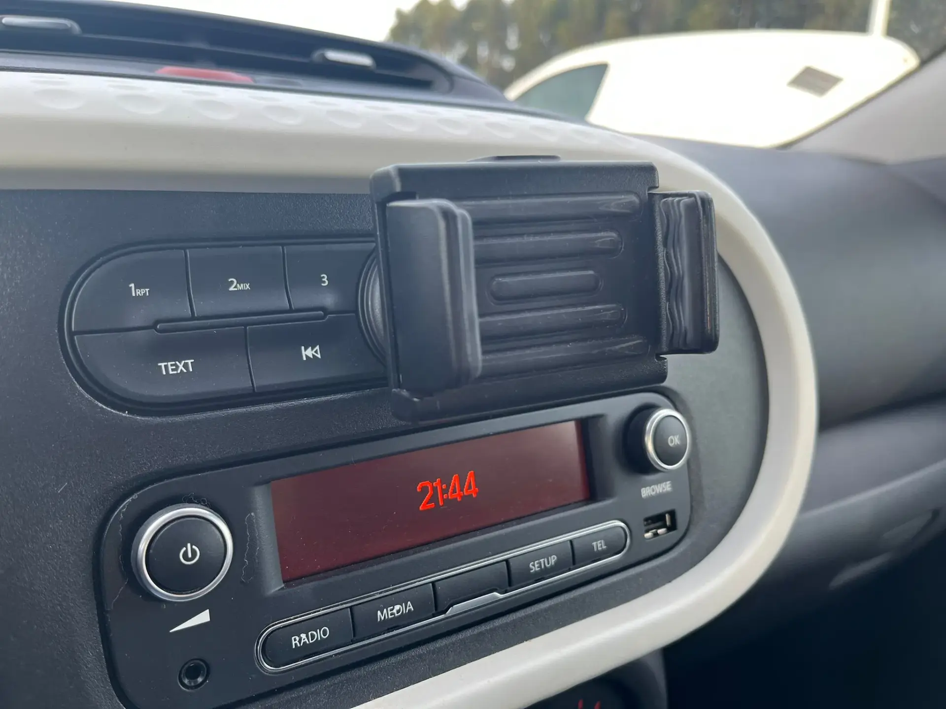 Renault Twingo 1.0 SCe Intens 22