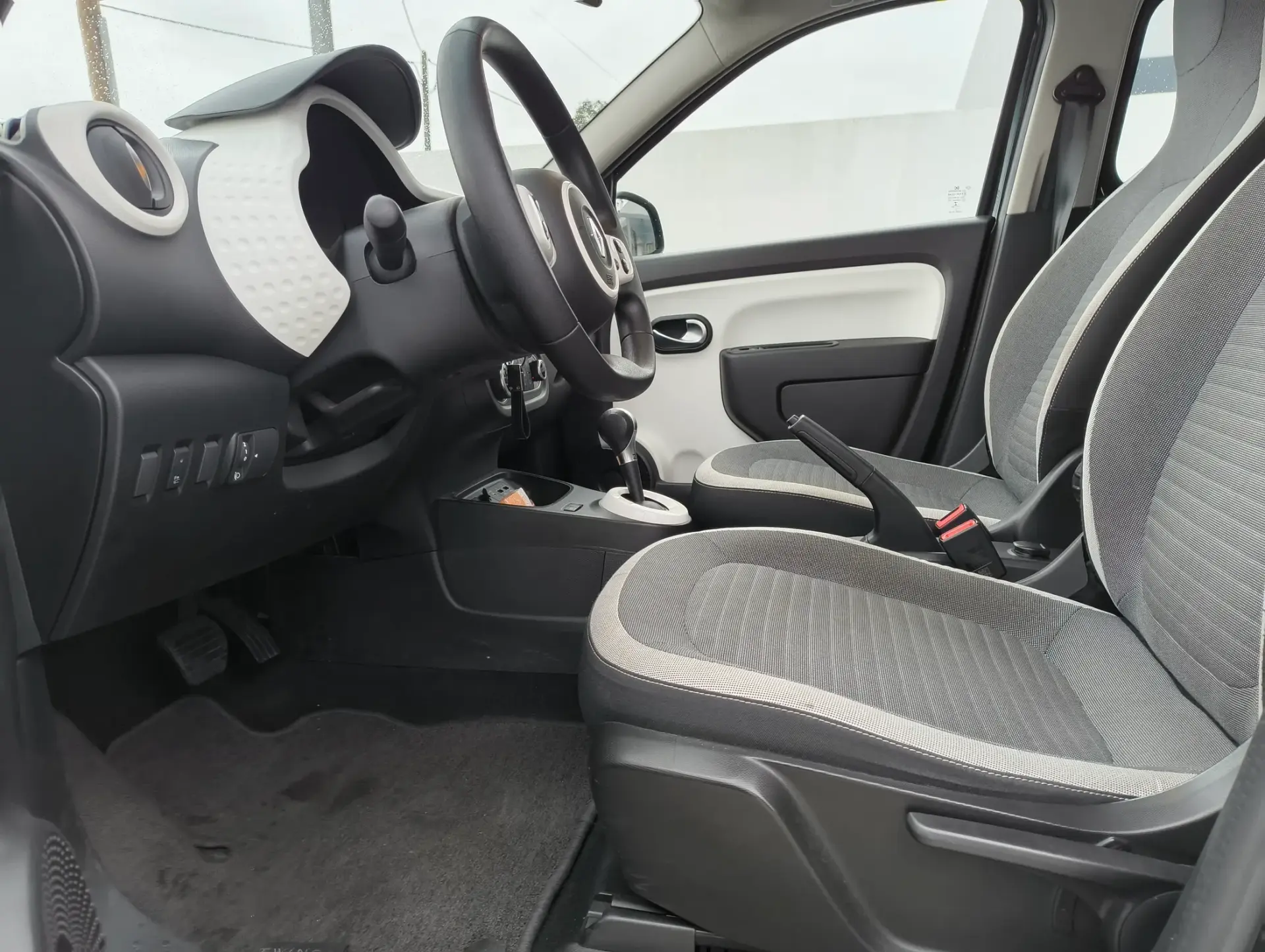 Renault Twingo Electric ZEN 10