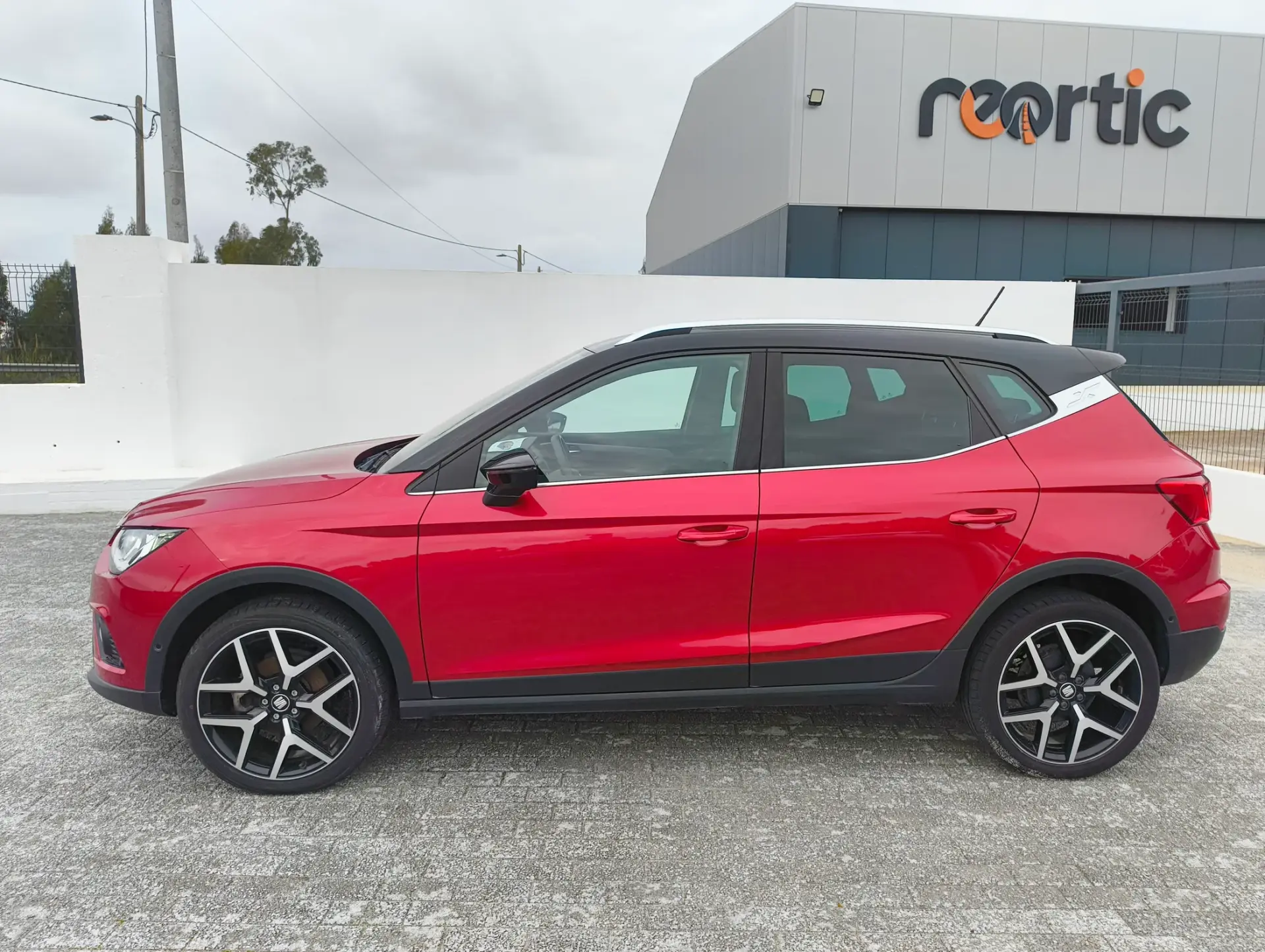 SEAT Arona 1.0 TGI FR 2
