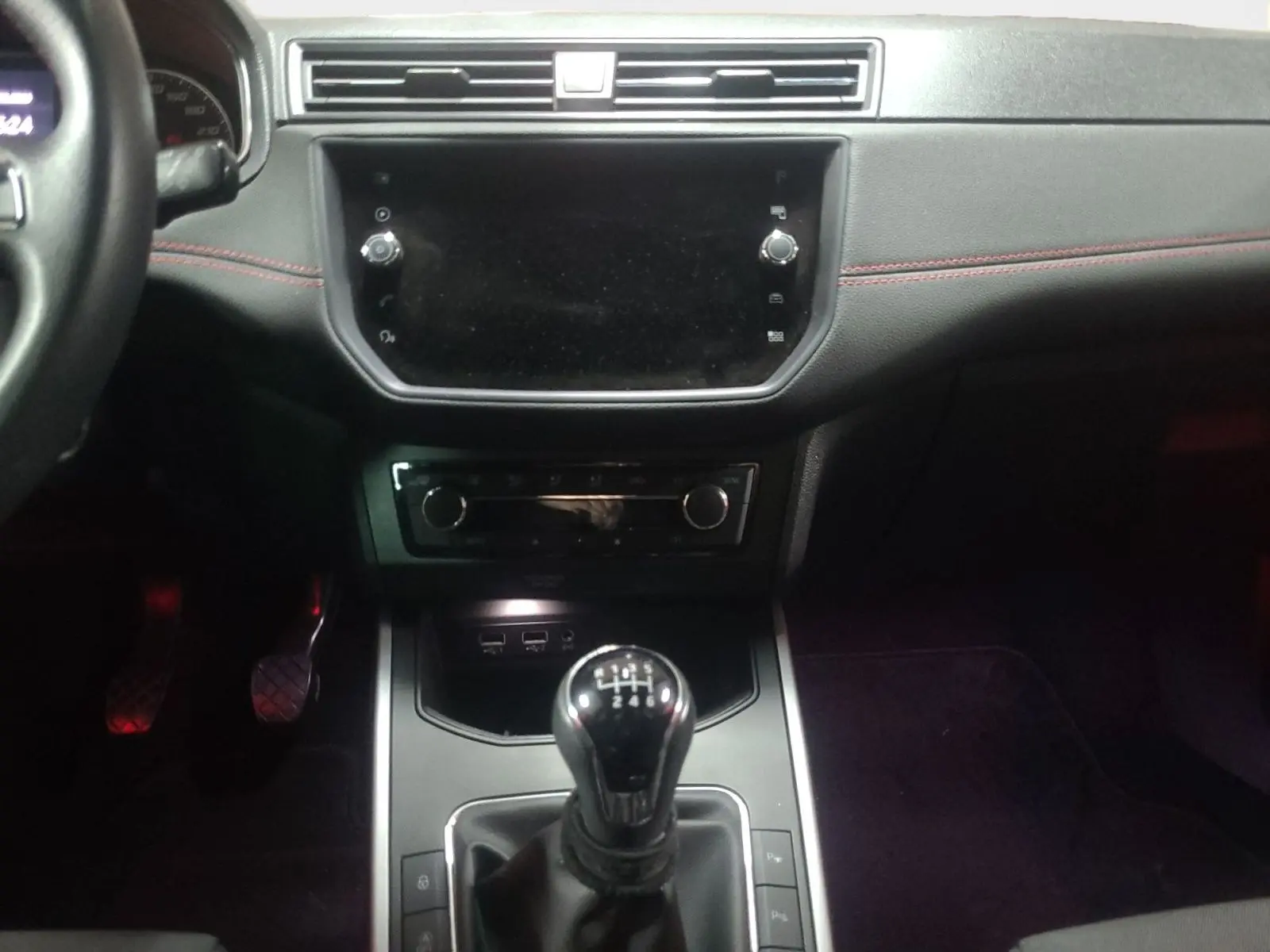 SEAT Arona 1.0 TGI FR 12