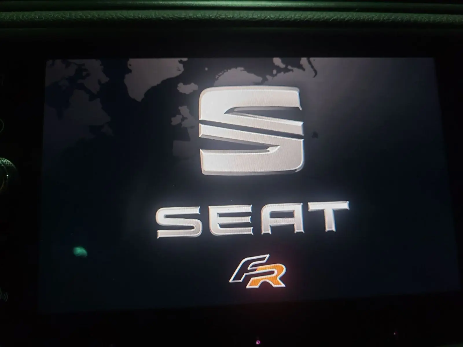 SEAT Arona 1.0 TGI FR 13