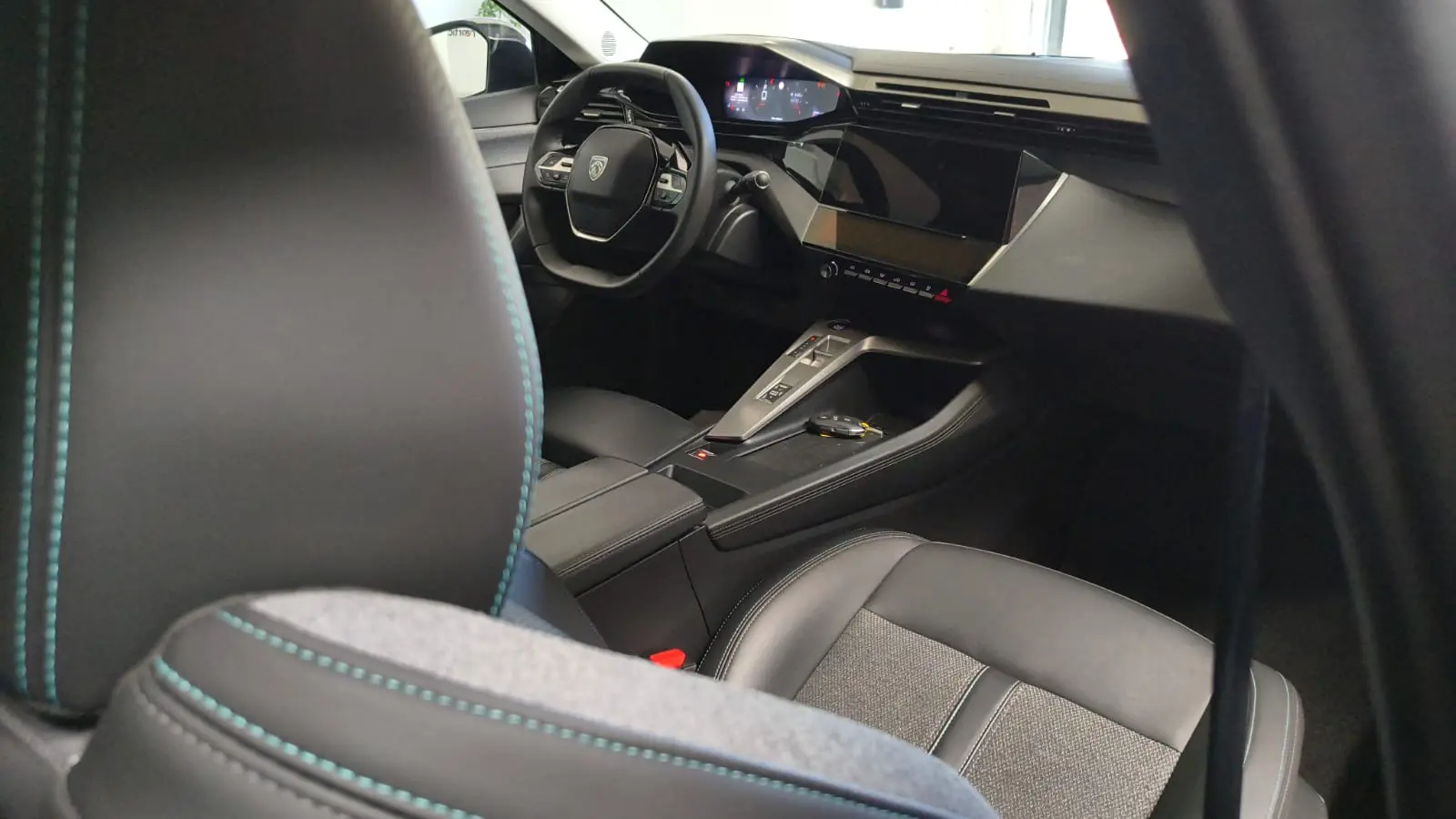 Peugeot 308 1.2 PureTech Allure Pack 131CV EAT8 8