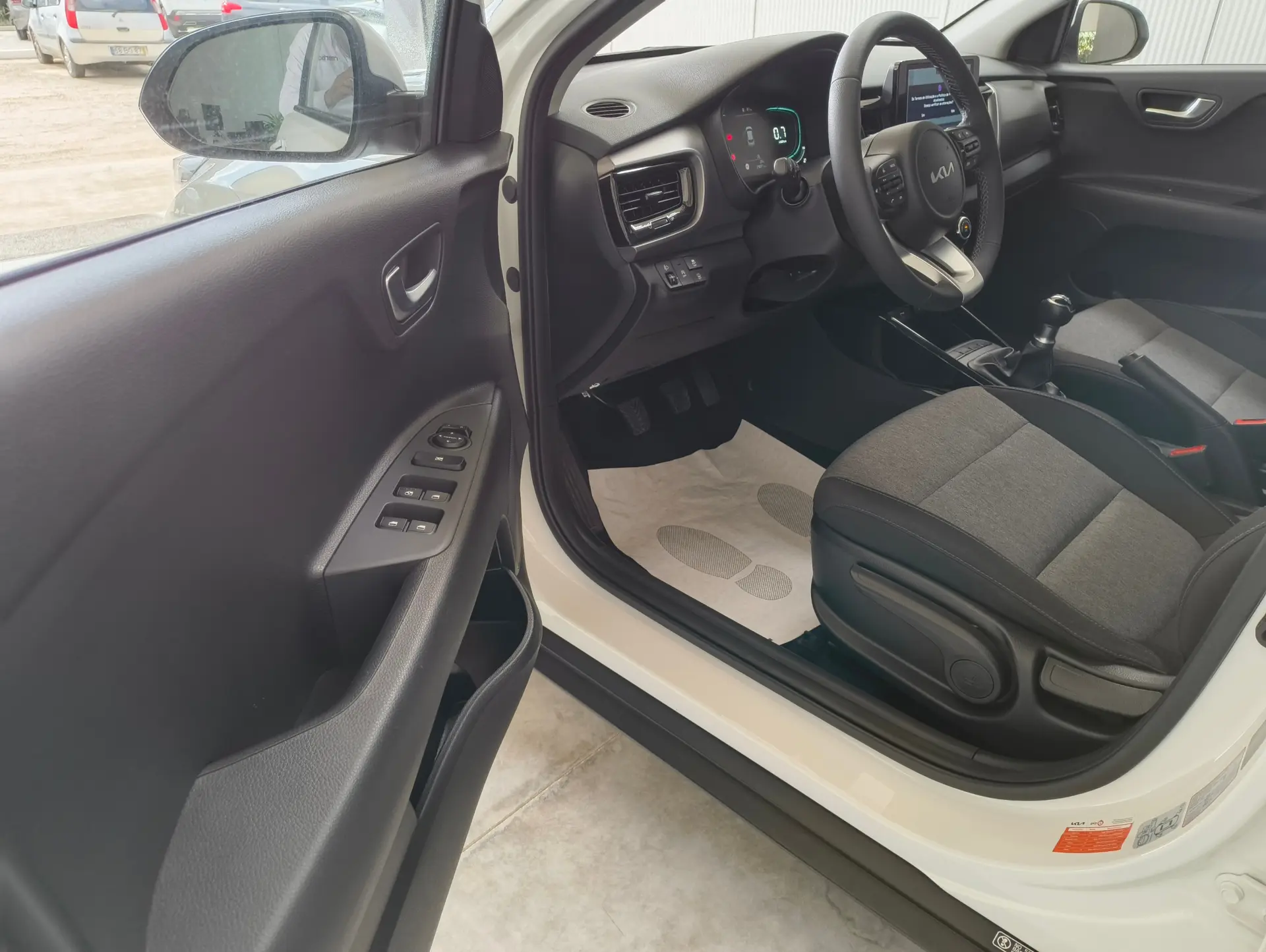 Kia Stonic 1.2 MPi Dynamic 7