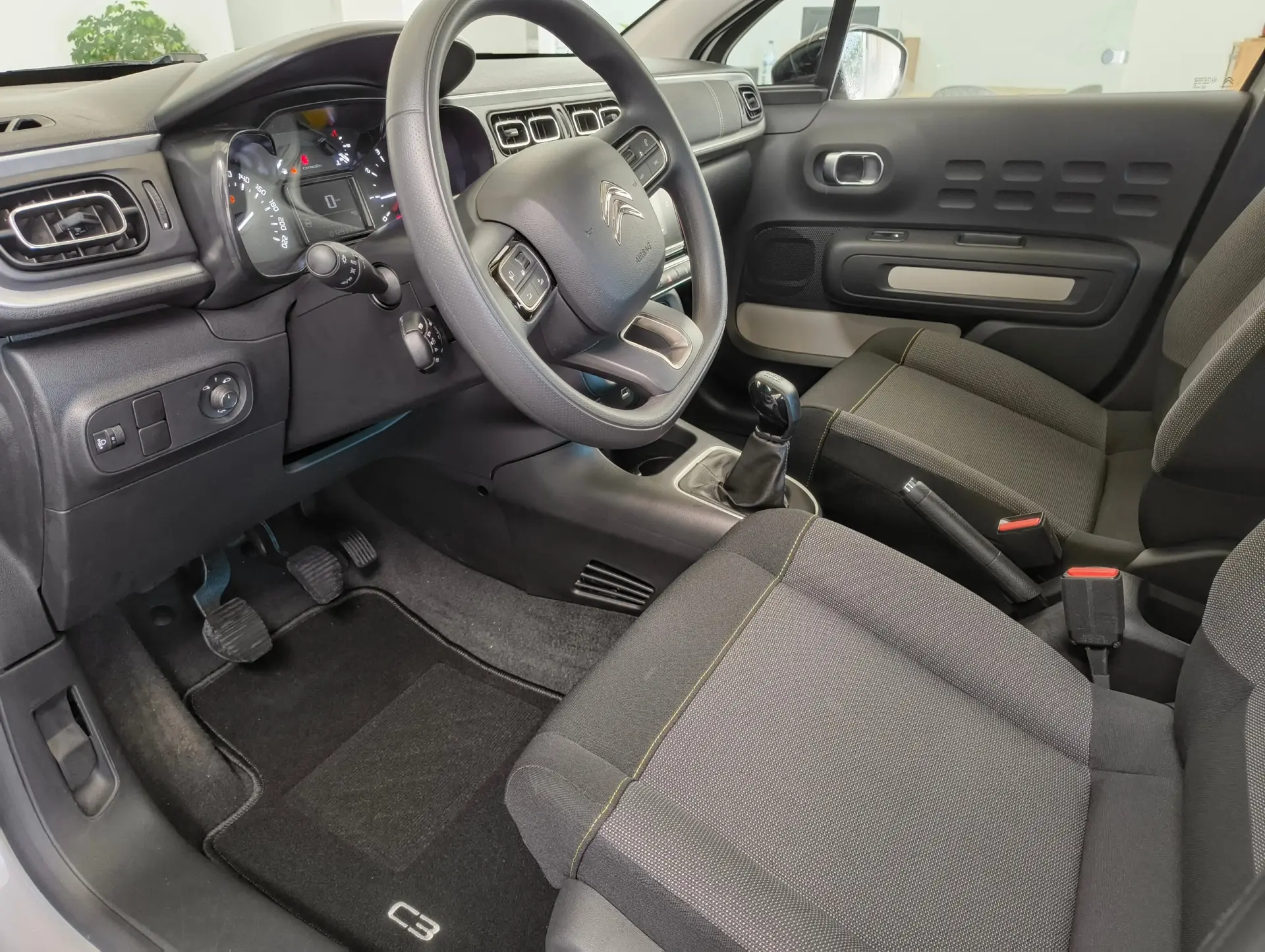 Citroen C3 1.2 PureTech Feel 15