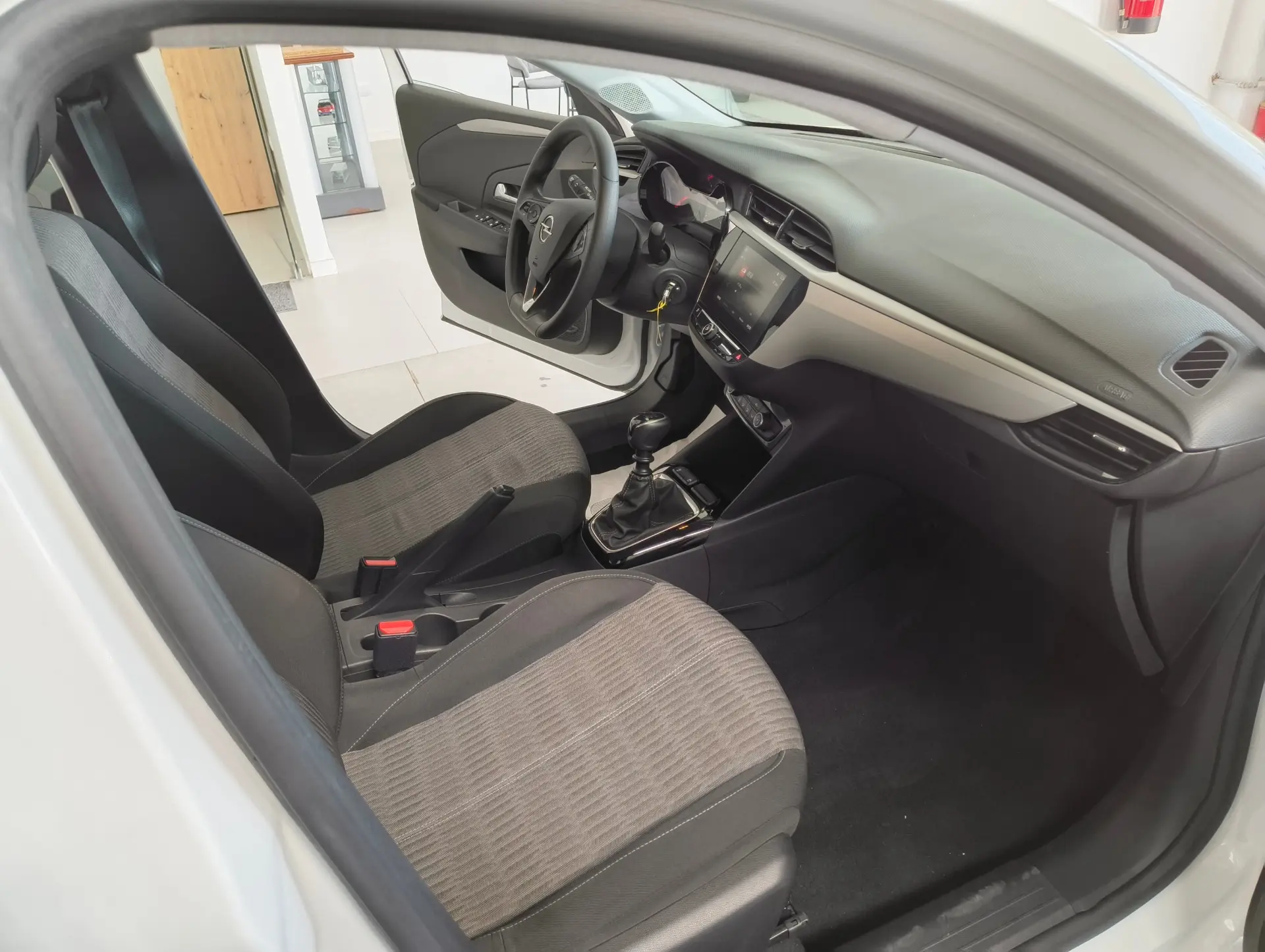 Opel Corsa 1.2 T Edition 15