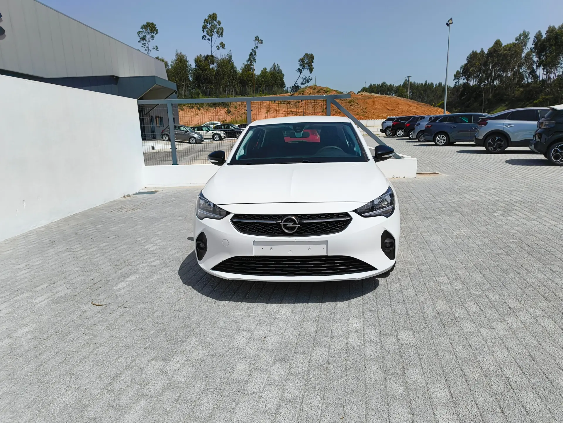 Opel Corsa 1.2 T Edition 2