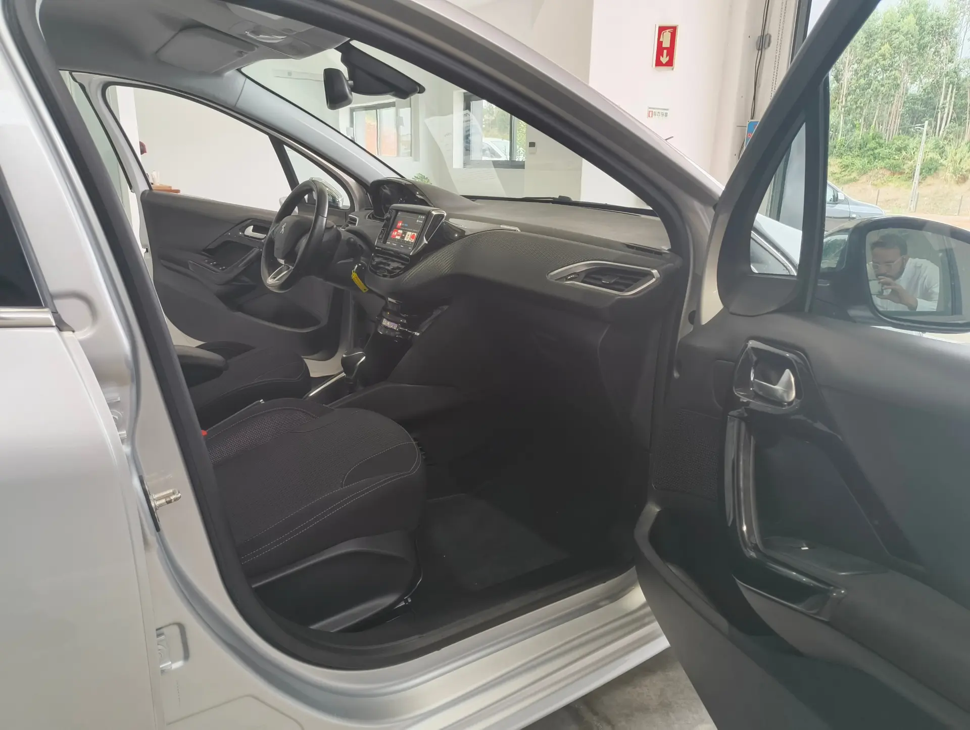 Peugeot 208 1.2 PureTech Allure 13
