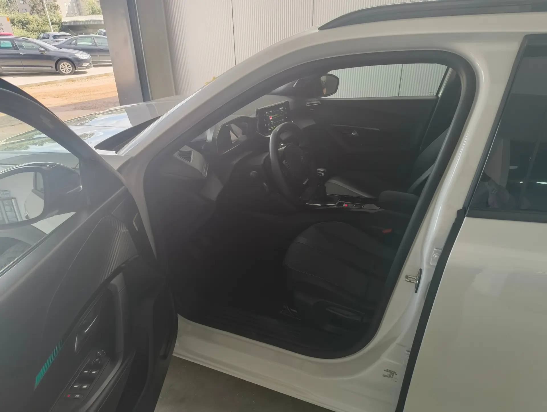 Peugeot 2008 PureTech 100 Stop&Start Allure Pack 5