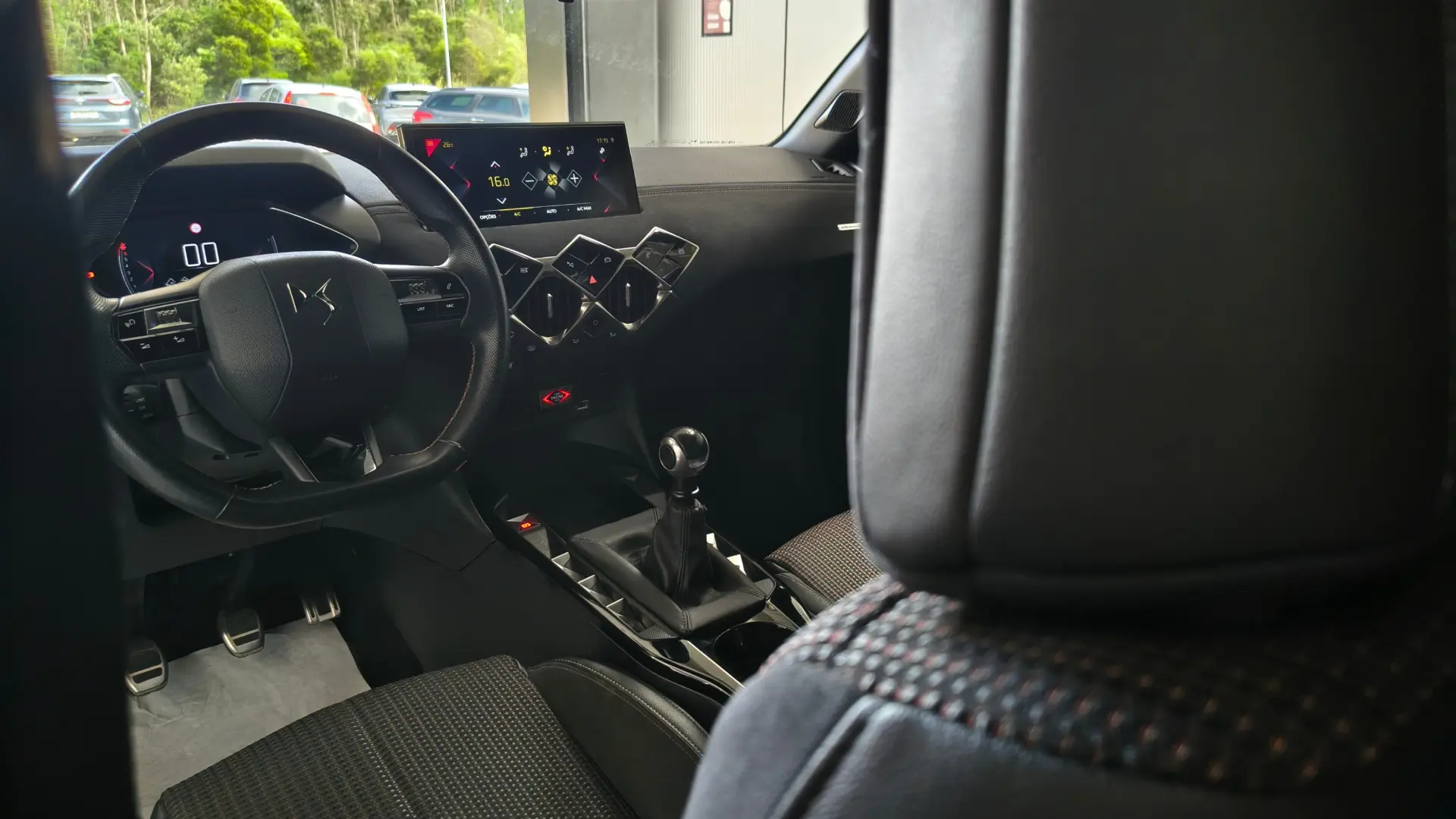 DS DS3 Crossback PureTech 100 PERFORMANCE LINE 16