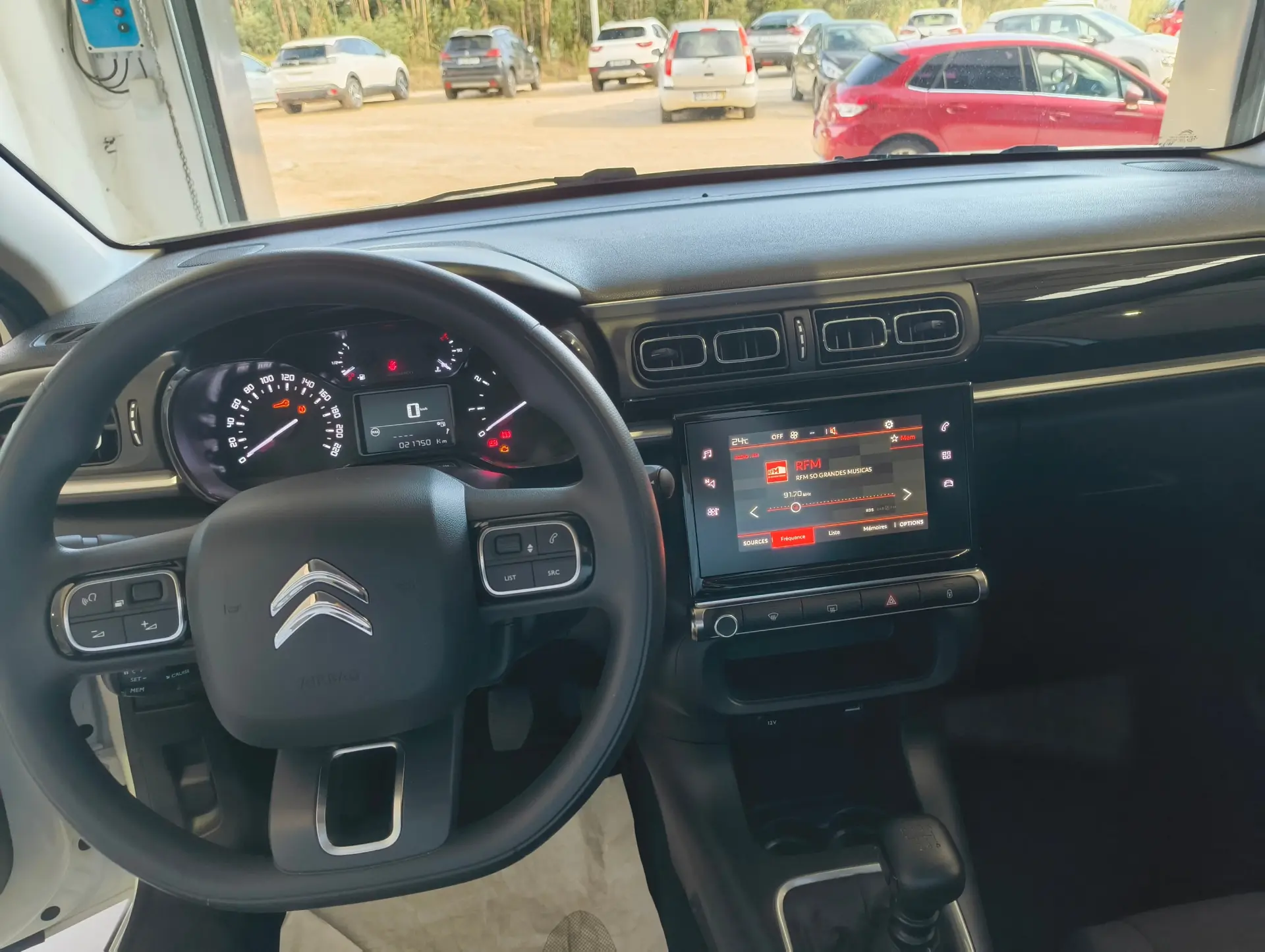 Citroen C3 1.2 Pure Tech S&S Shine 6