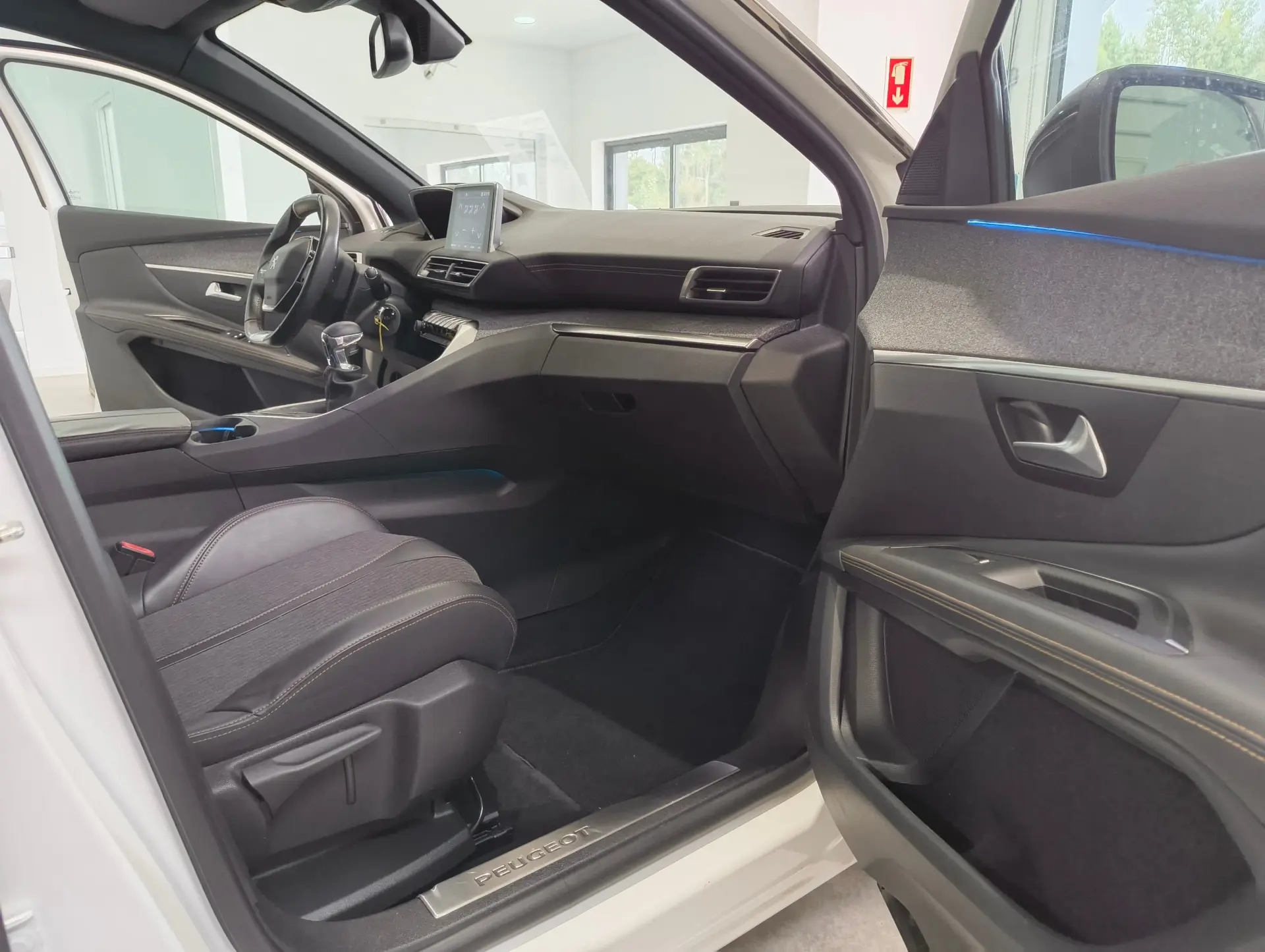 Peugeot 3008 1.5 BlueHDi GT Line 15