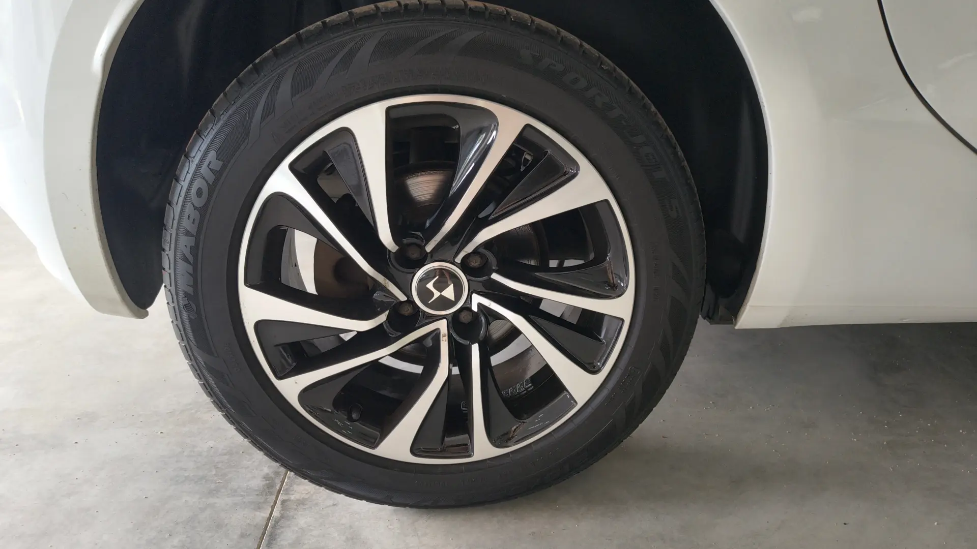 Citroen DS4 1.6 e-HDi So Chic ETG6 12