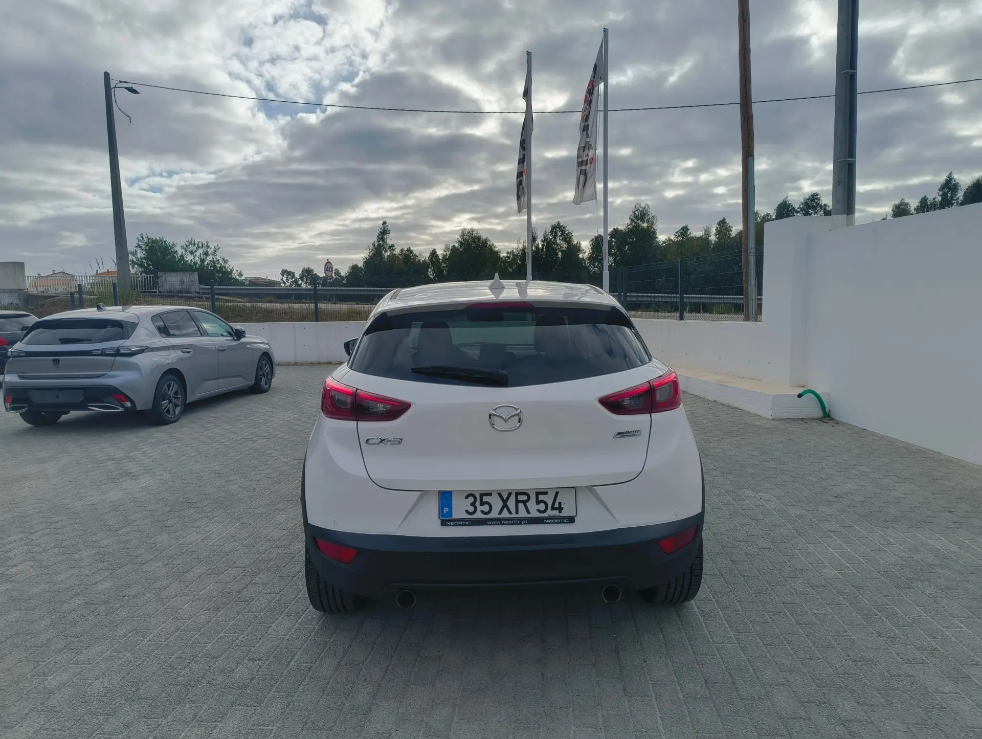 Mazda CX-3 4