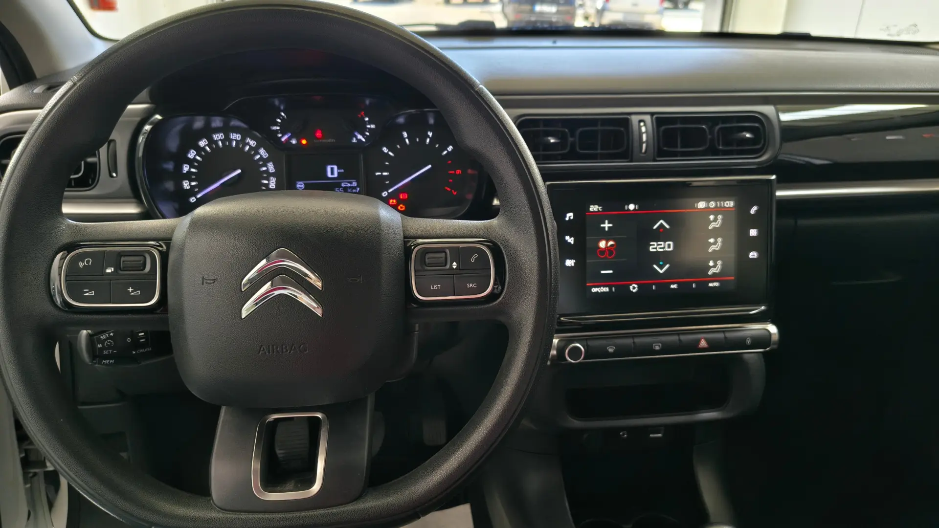 Citroën C3 1.2 PureTech Shine 17