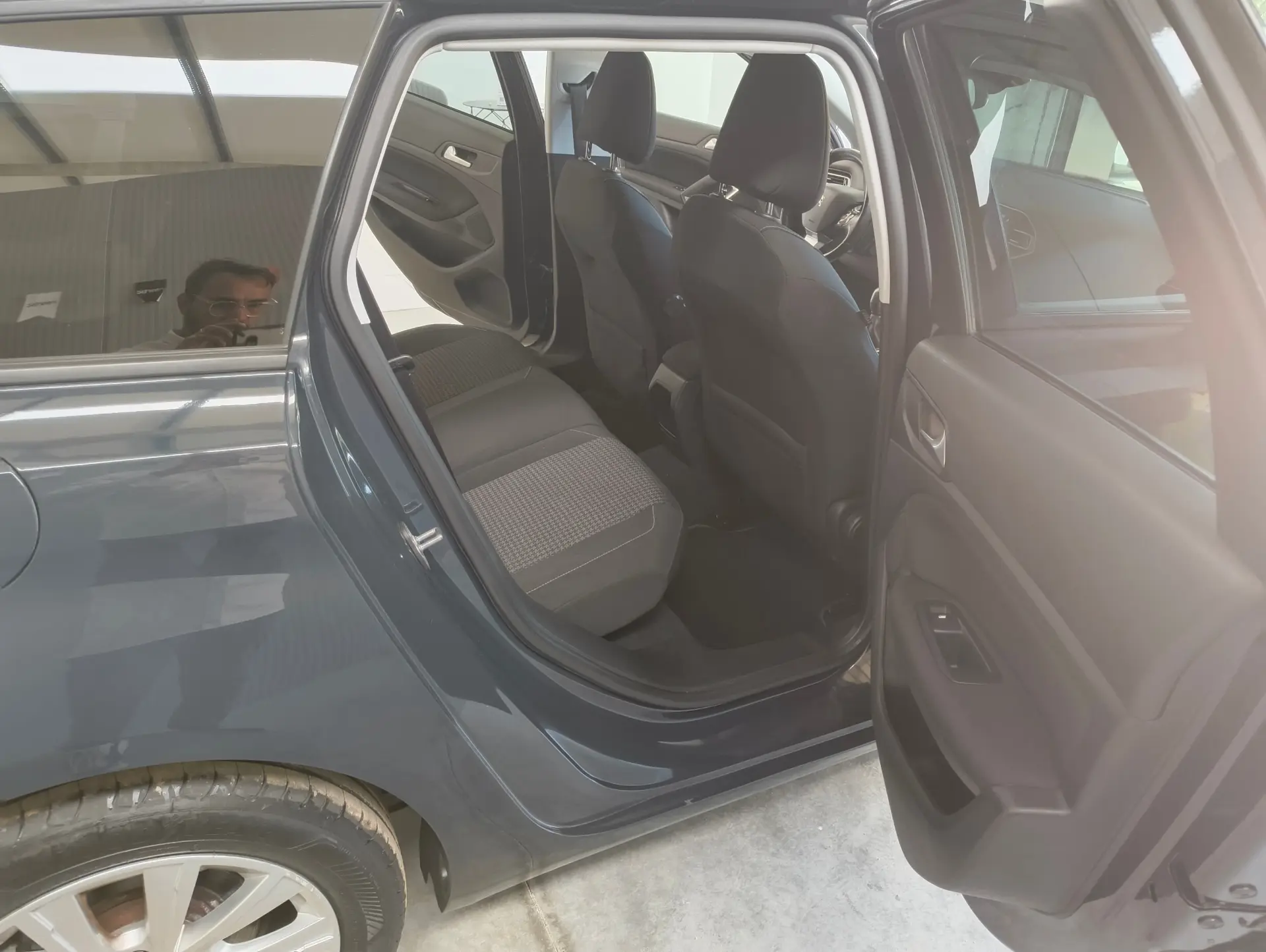 Peugeot 308 SW 1.6 BLUE HDI STYLE 11