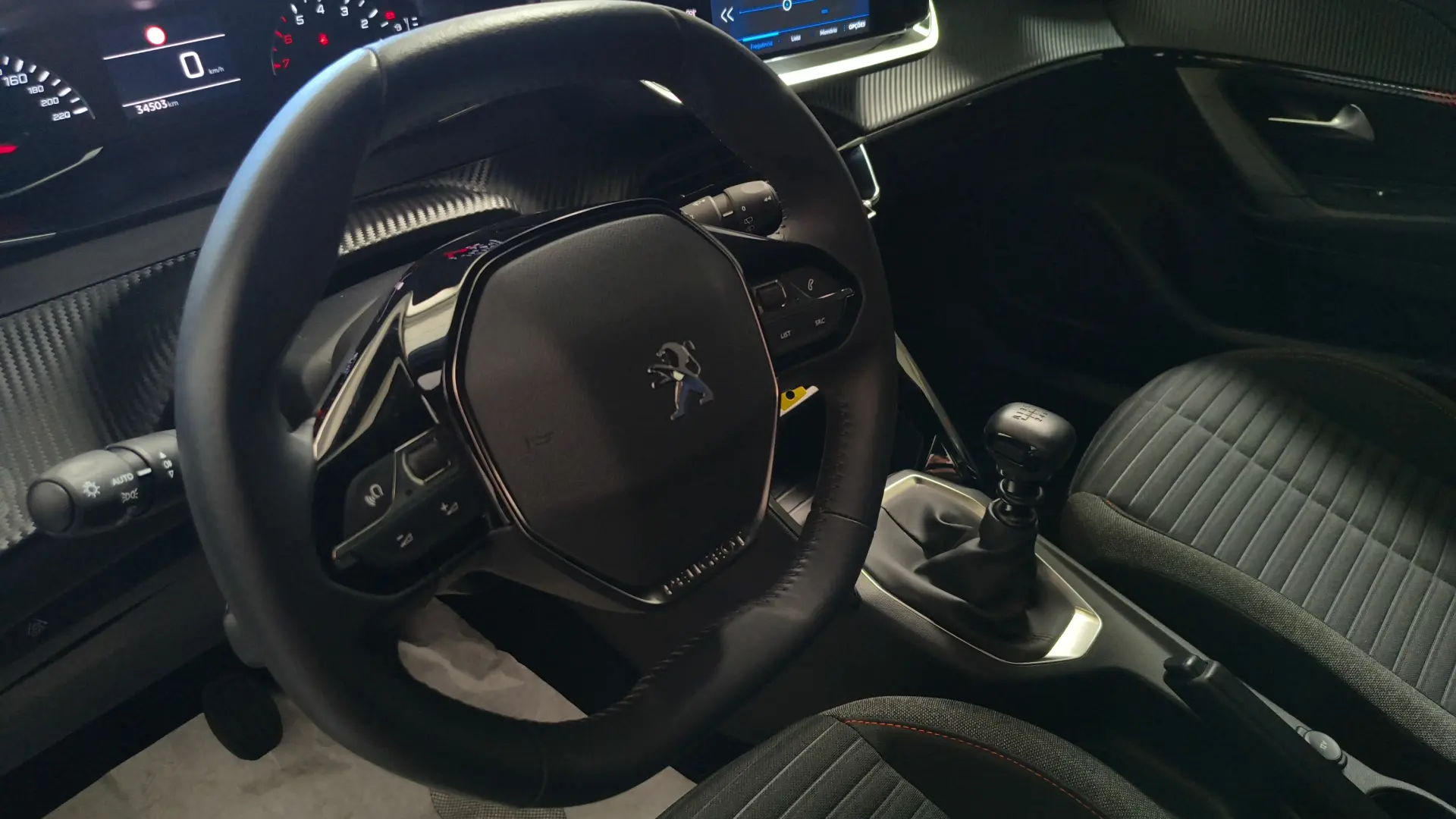 Peugeot 2008 1.2 PureTech 100 Stop&Start Active Pack 16