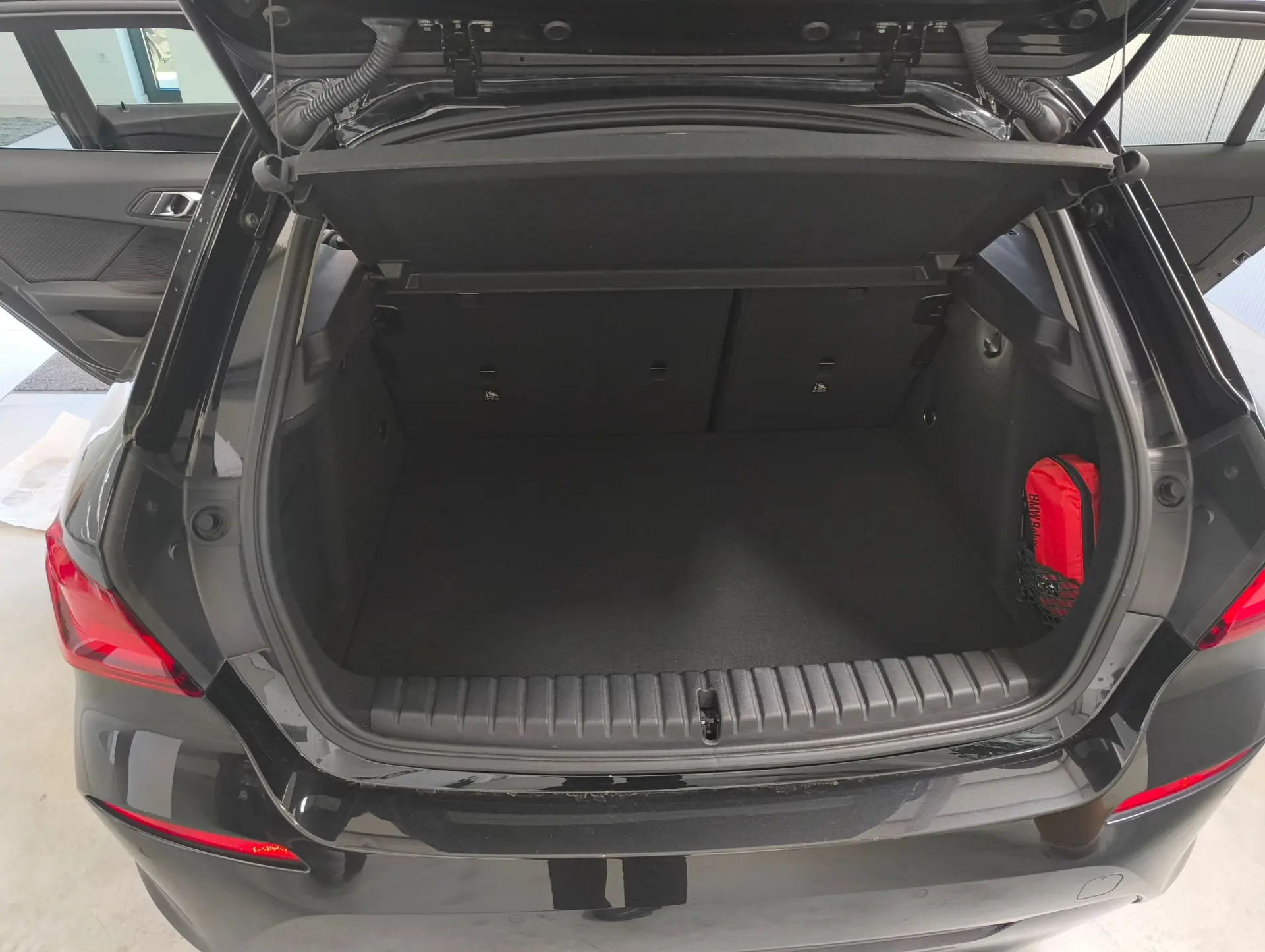 BMW 116 d Aut. Advantage 15