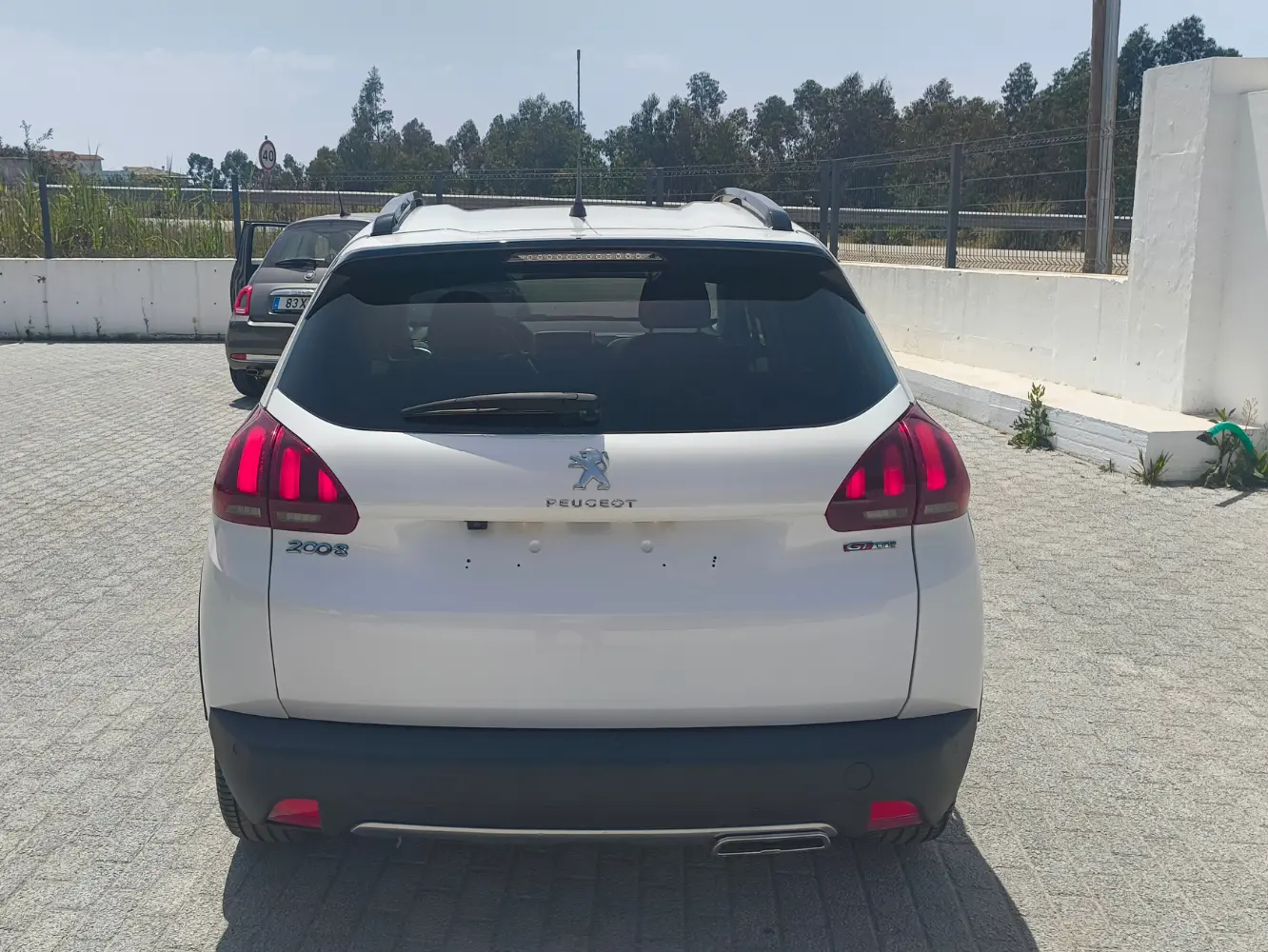 Peugeot 2008 1.2 PureTech GT Line 4