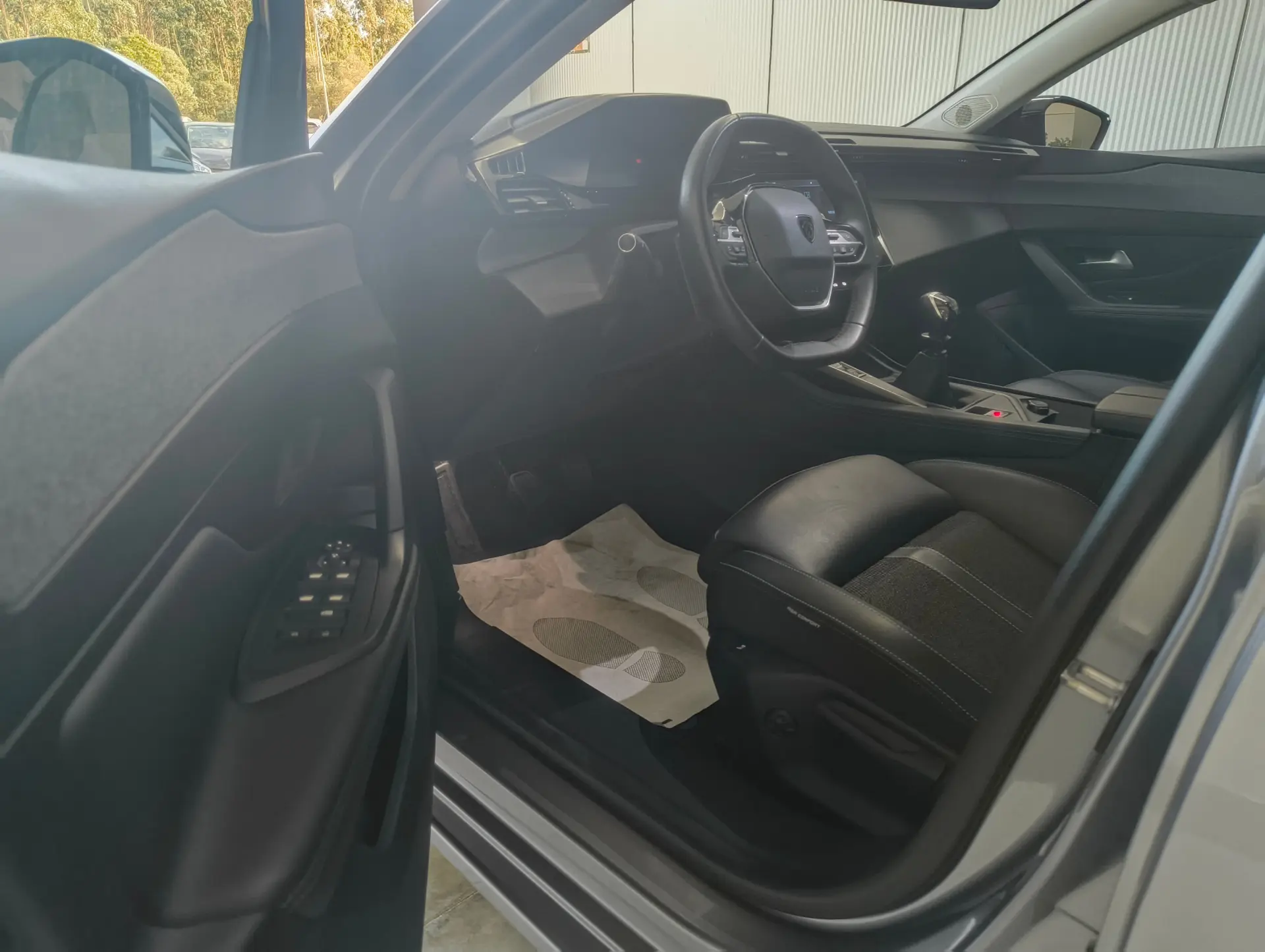 Peugeot 308 1.2 PureTech Allure 6