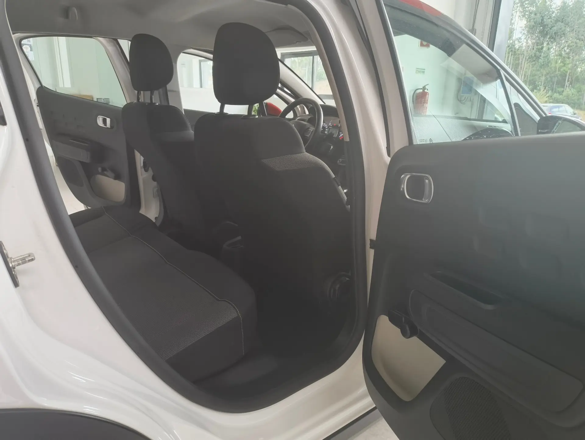 Citroen C3 1.2 PureTech Shine Pack EAT6 12