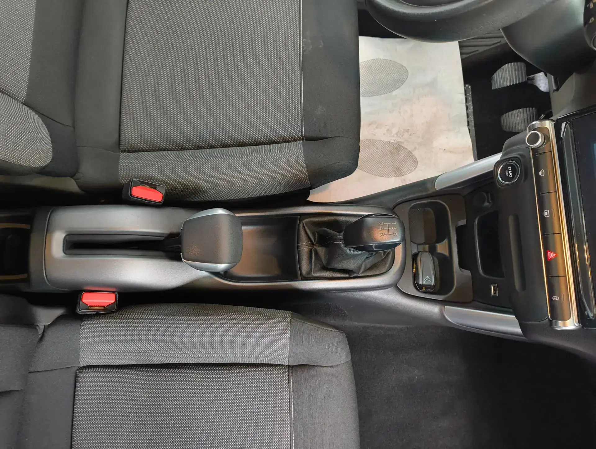Citroen C3 Aircross 1.6 BlueHDi Feel S&S 8