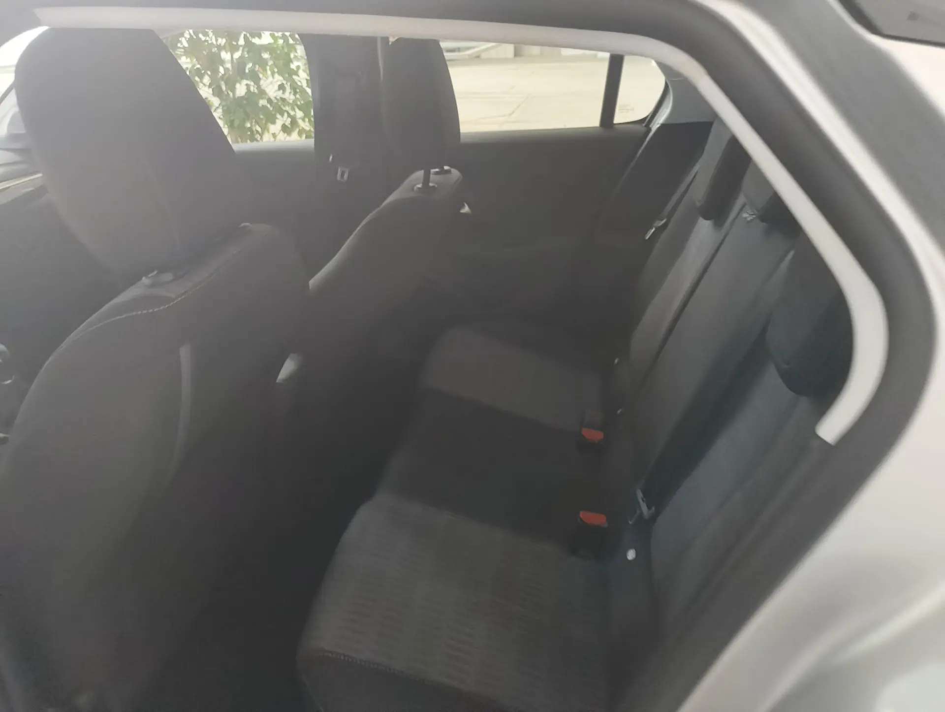 Opel Corsa 1.2 Elegance 7