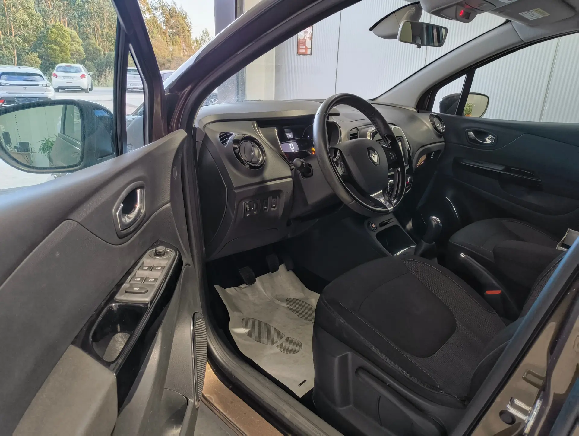 Renault Captur 1.5 dCi 8