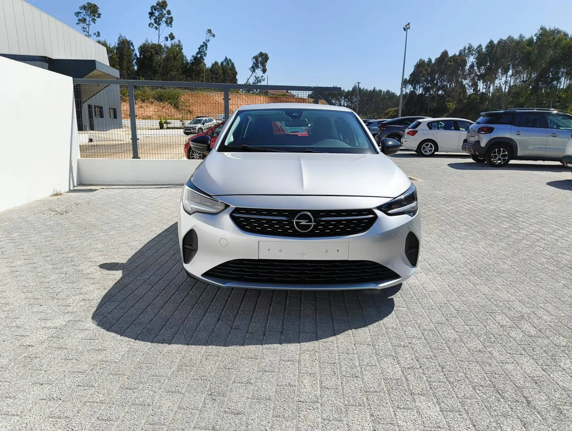 Opel Corsa 1.2 Elegance 2