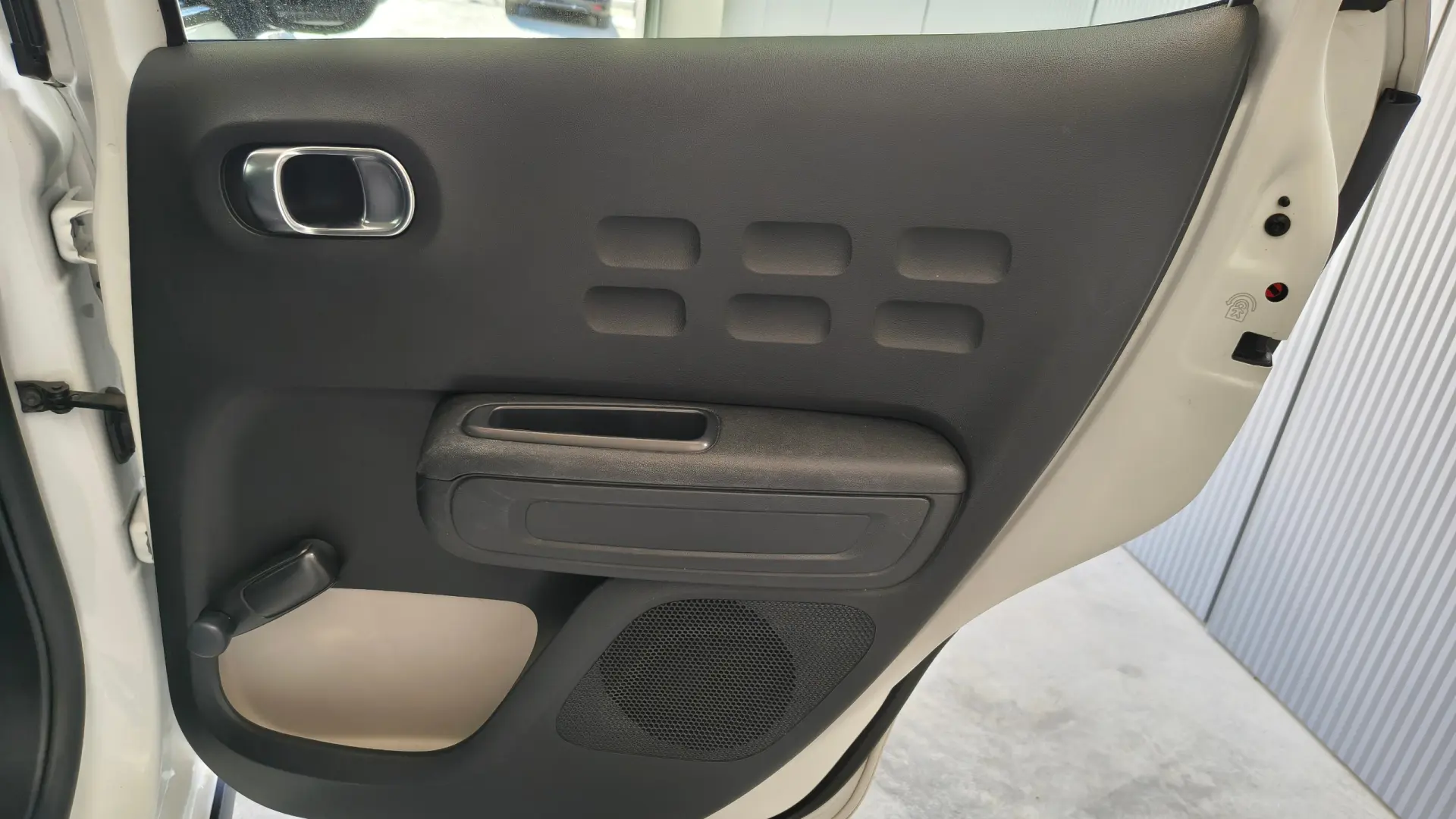 Citroën C3 1.2 PureTech Shine 18