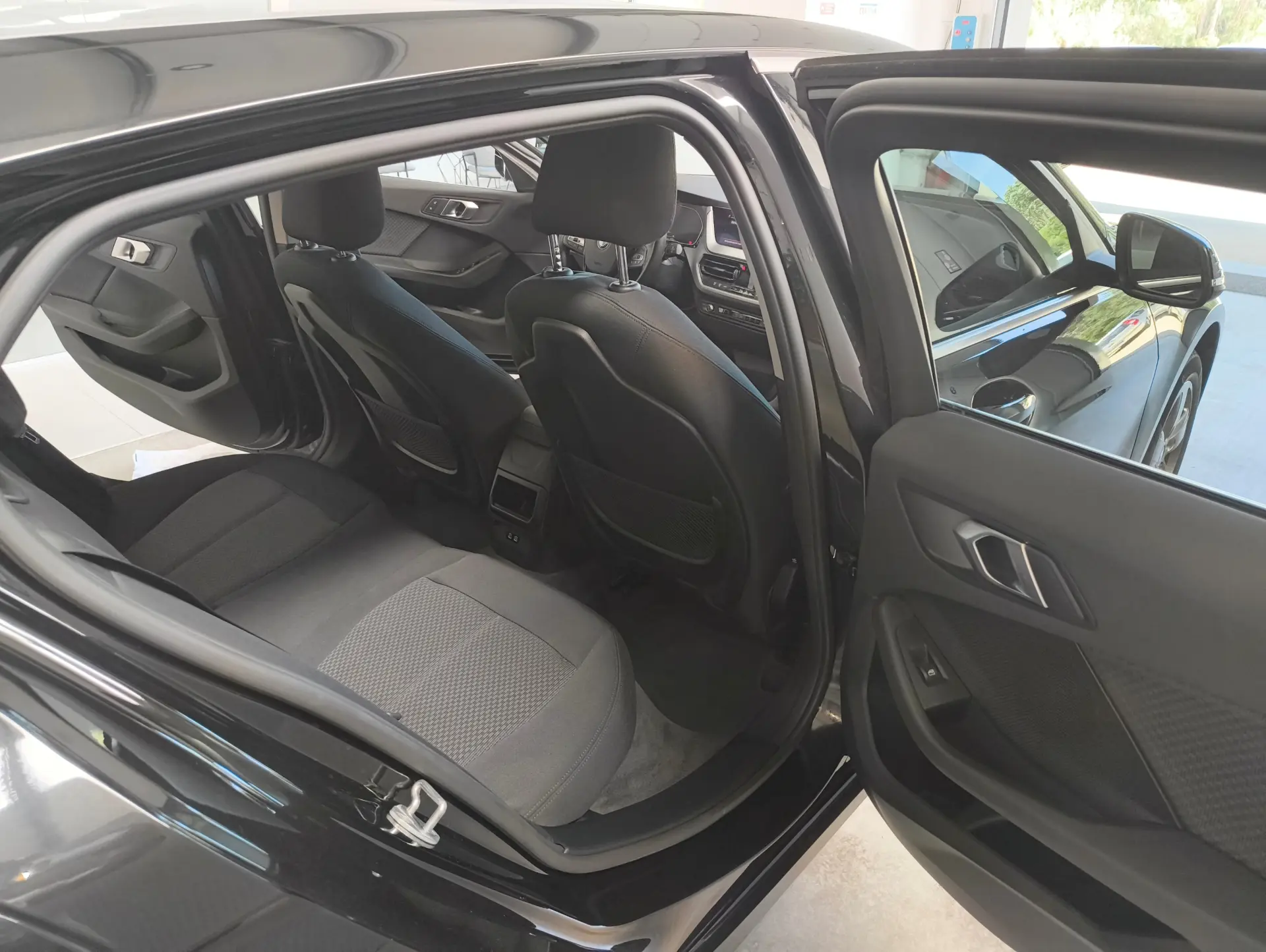 BMW 116 d Aut. Advantage 10