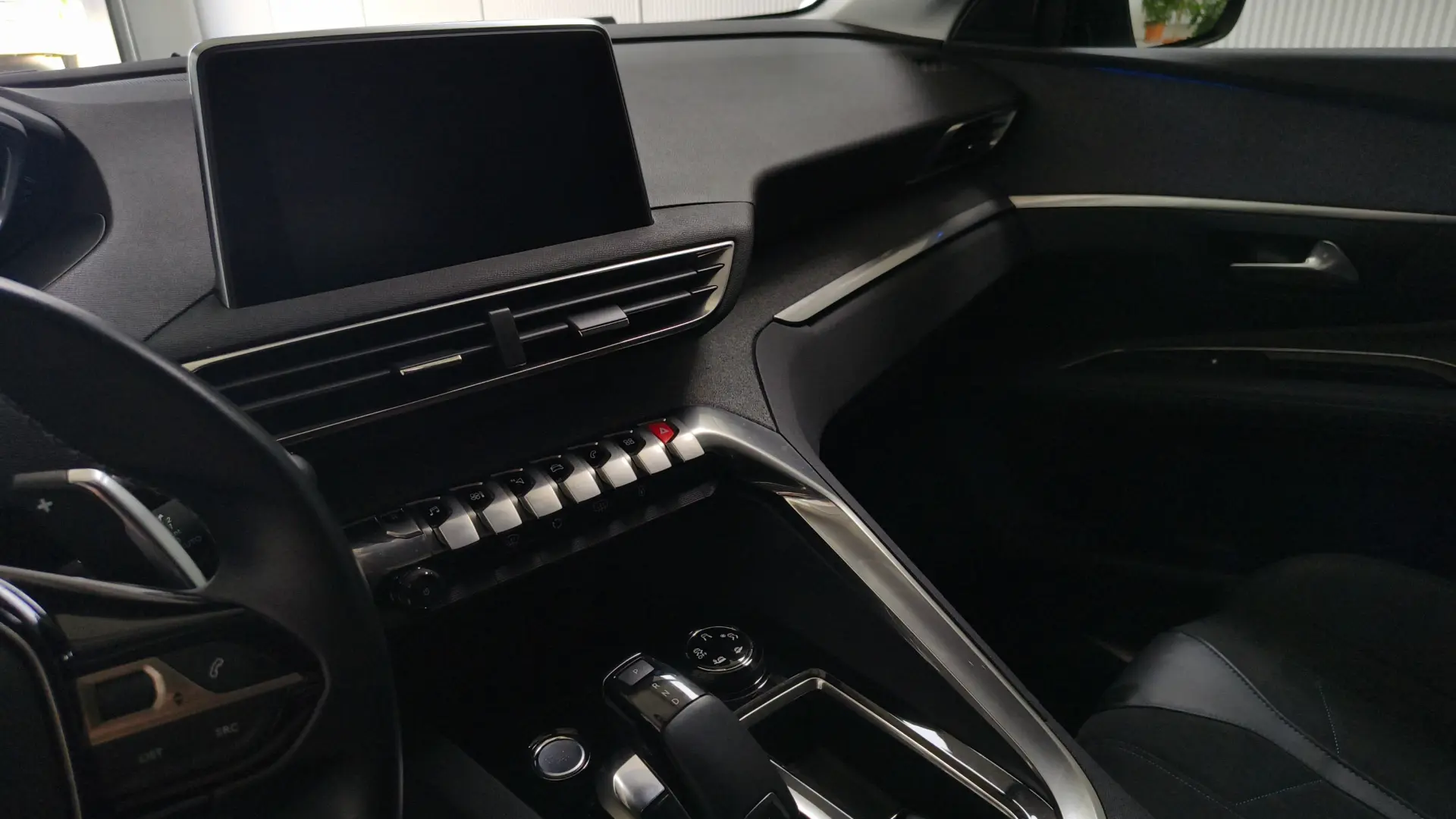 Peugeot 3008 PureTech 130 Stop & Start GPF EAT8 Crossway 8