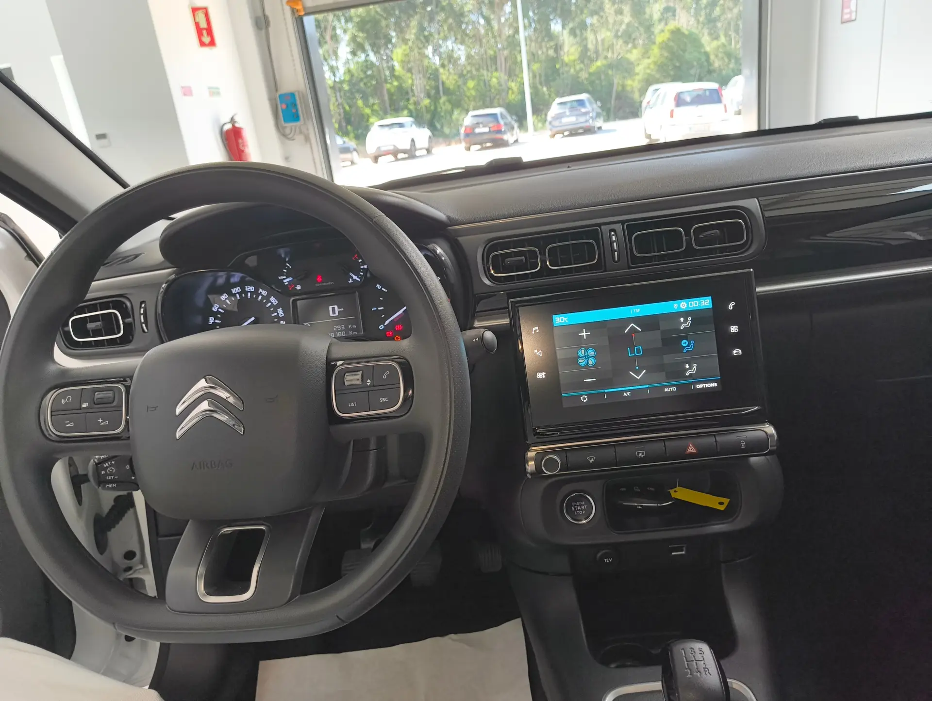 Citroen C3 Pure Tech S&S Shine 8