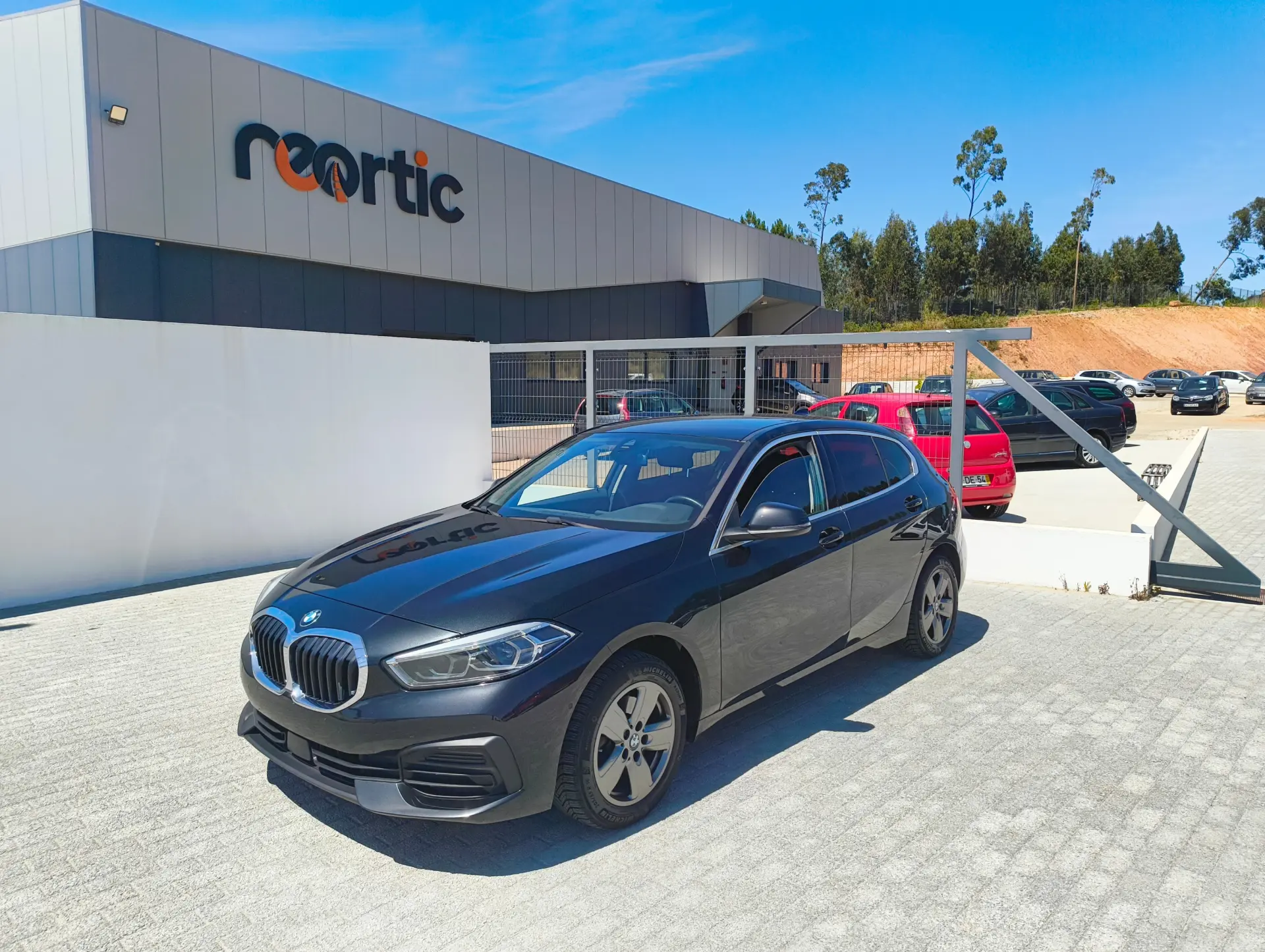 BMW 116 d Aut. Advantage 1