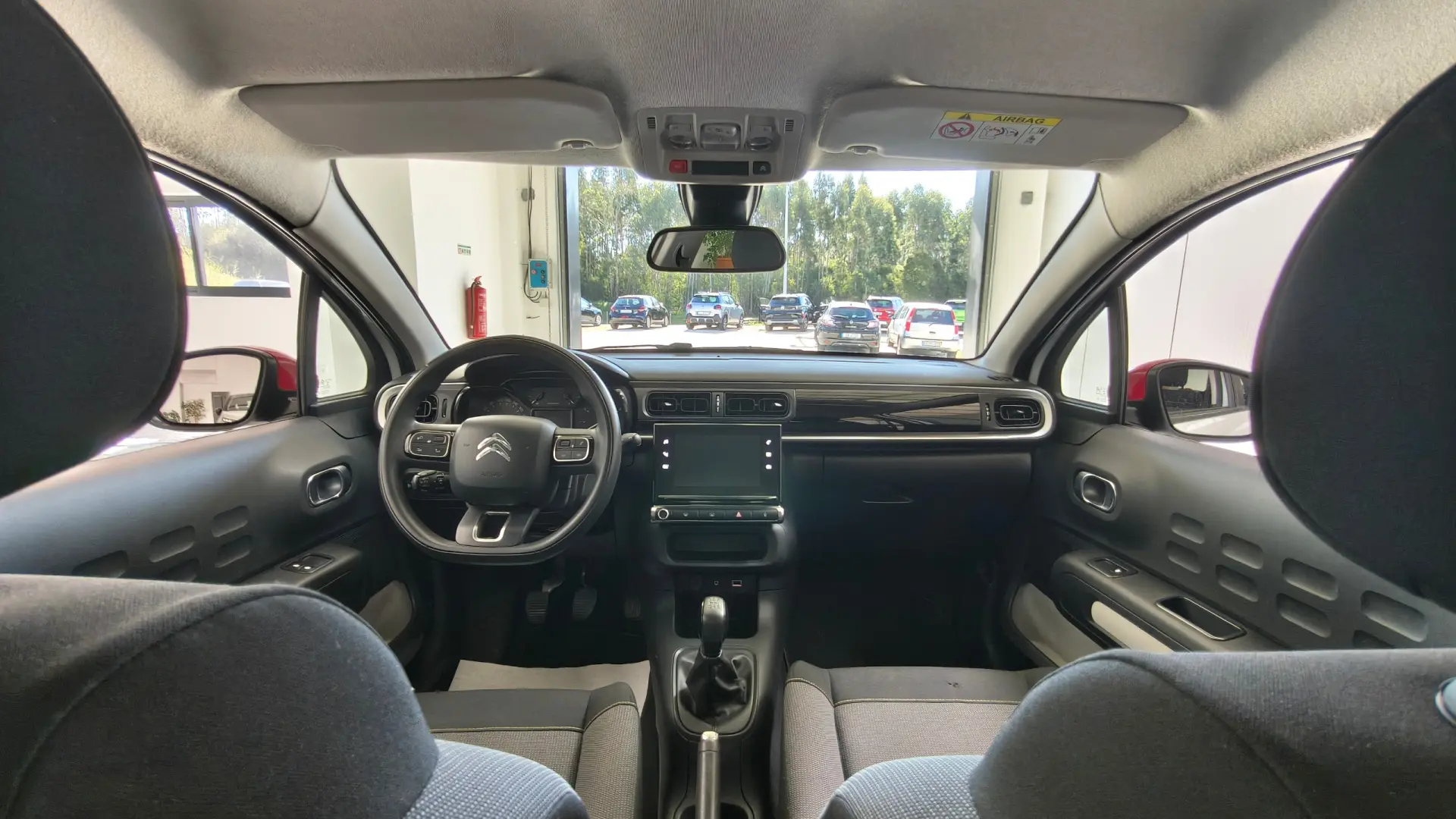 Citroën C3 1.2 PureTech Shine 21