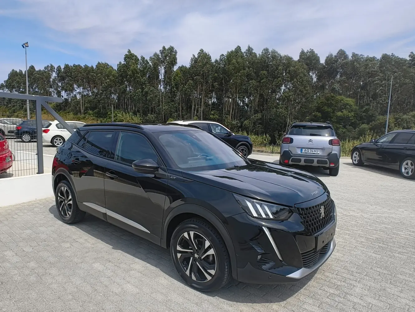 Peugeot 2008 PureTech 130 EAT8 GT 3