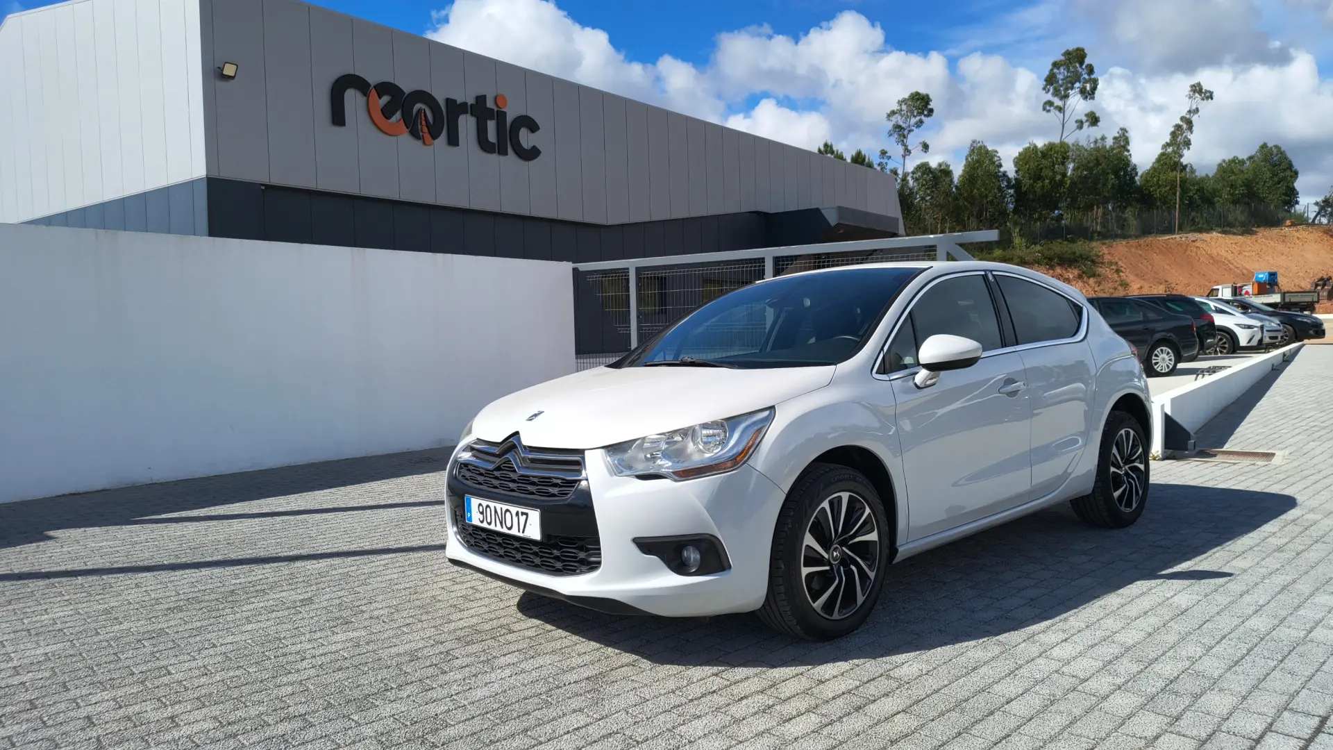 Citroen DS4 1.6 e-HDi So Chic ETG6 3